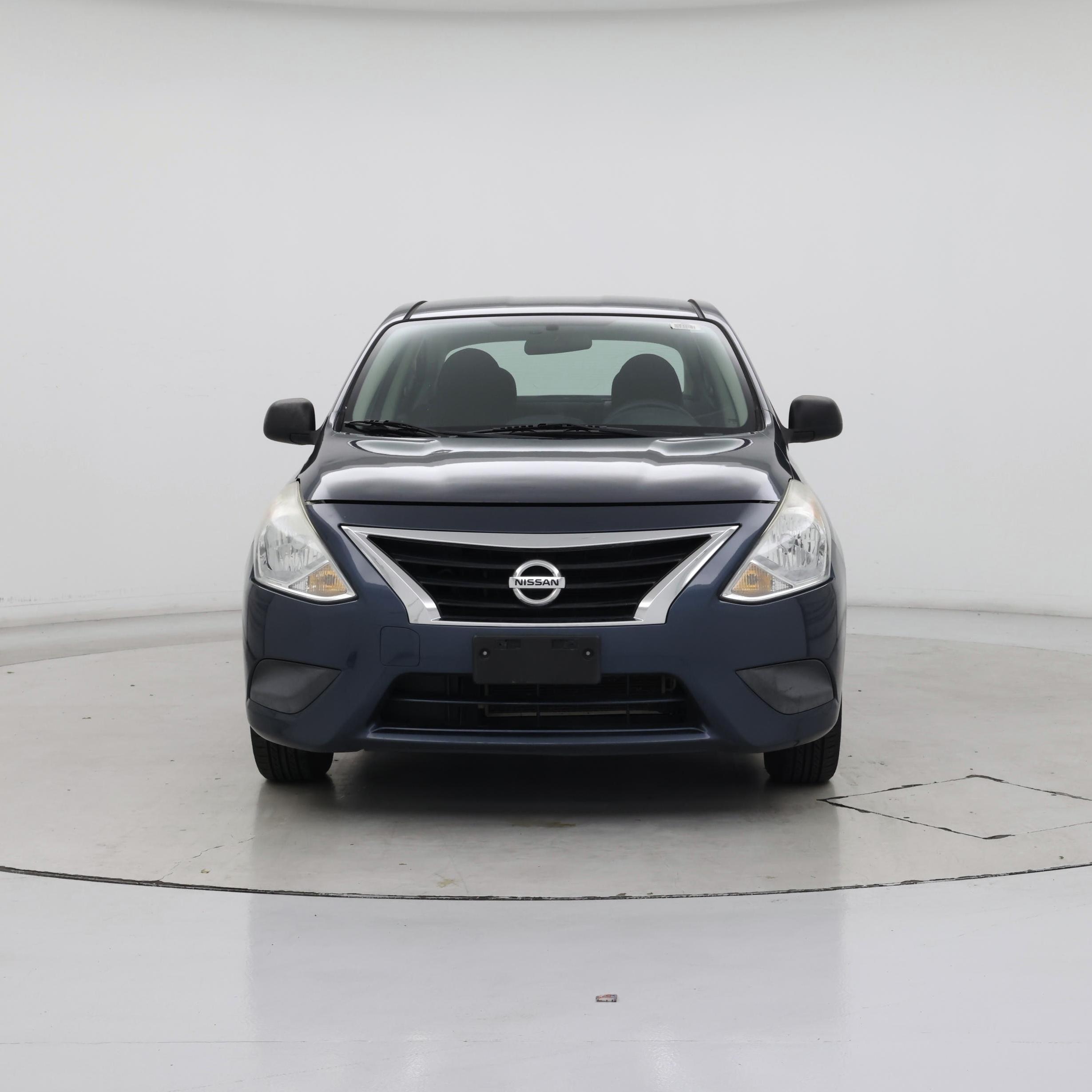 Thumbnail: 2015 Nissan Versa - 5