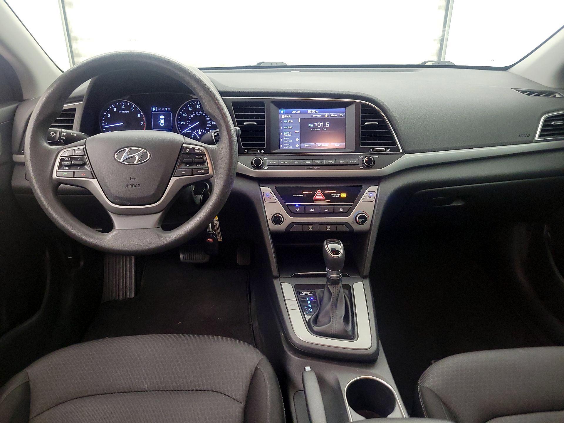 Thumbnail: 2018 Hyundai Elantra - 9