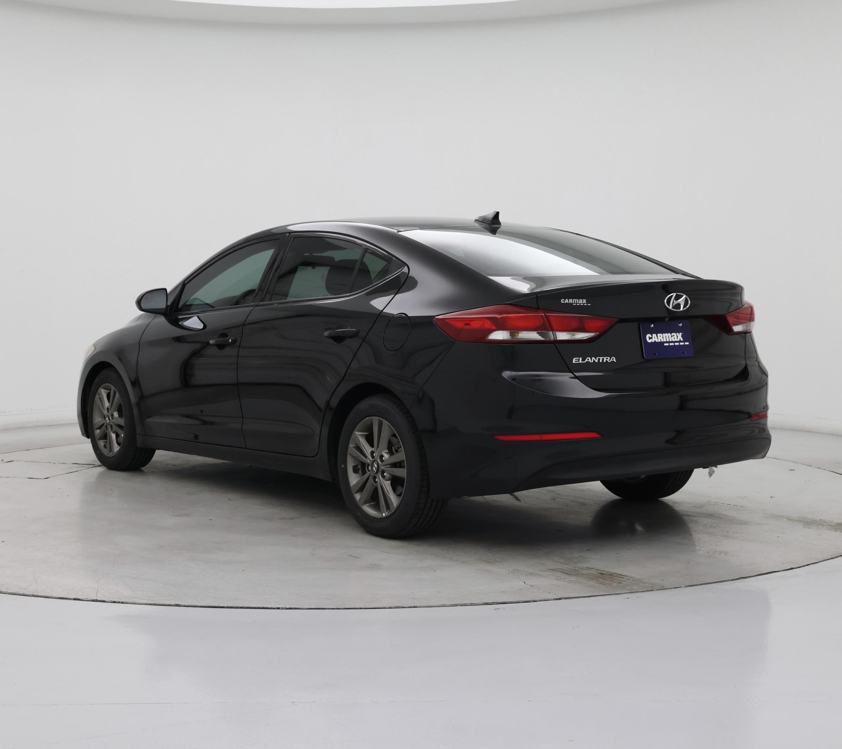 Thumbnail: 2018 Hyundai Elantra - 2
