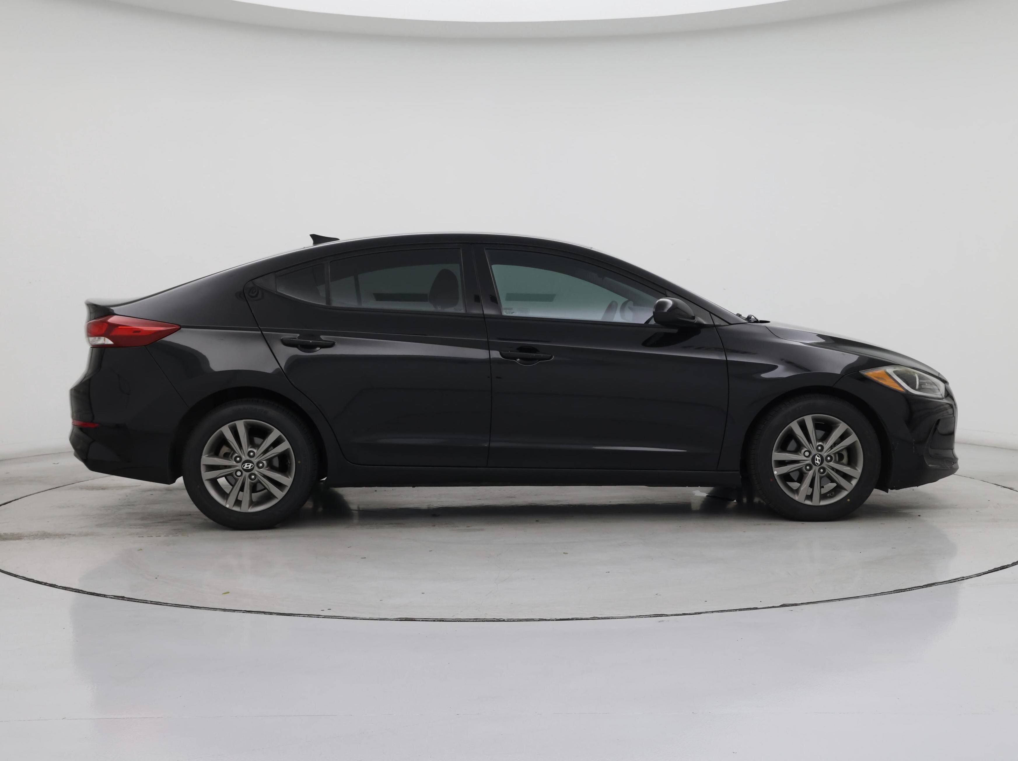 Thumbnail: 2018 Hyundai Elantra - 7