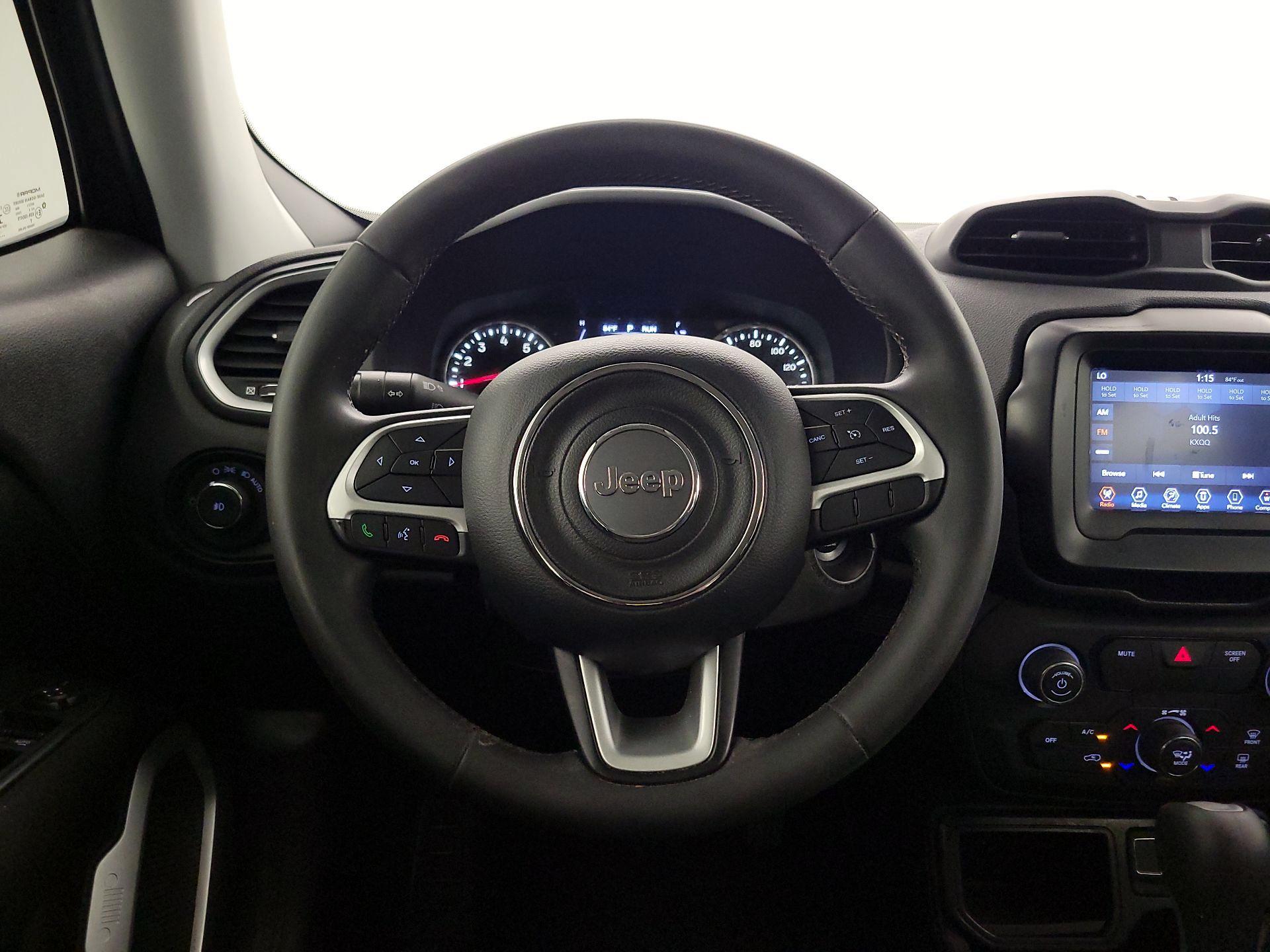 Thumbnail: 2018 Jeep Renegade - 10