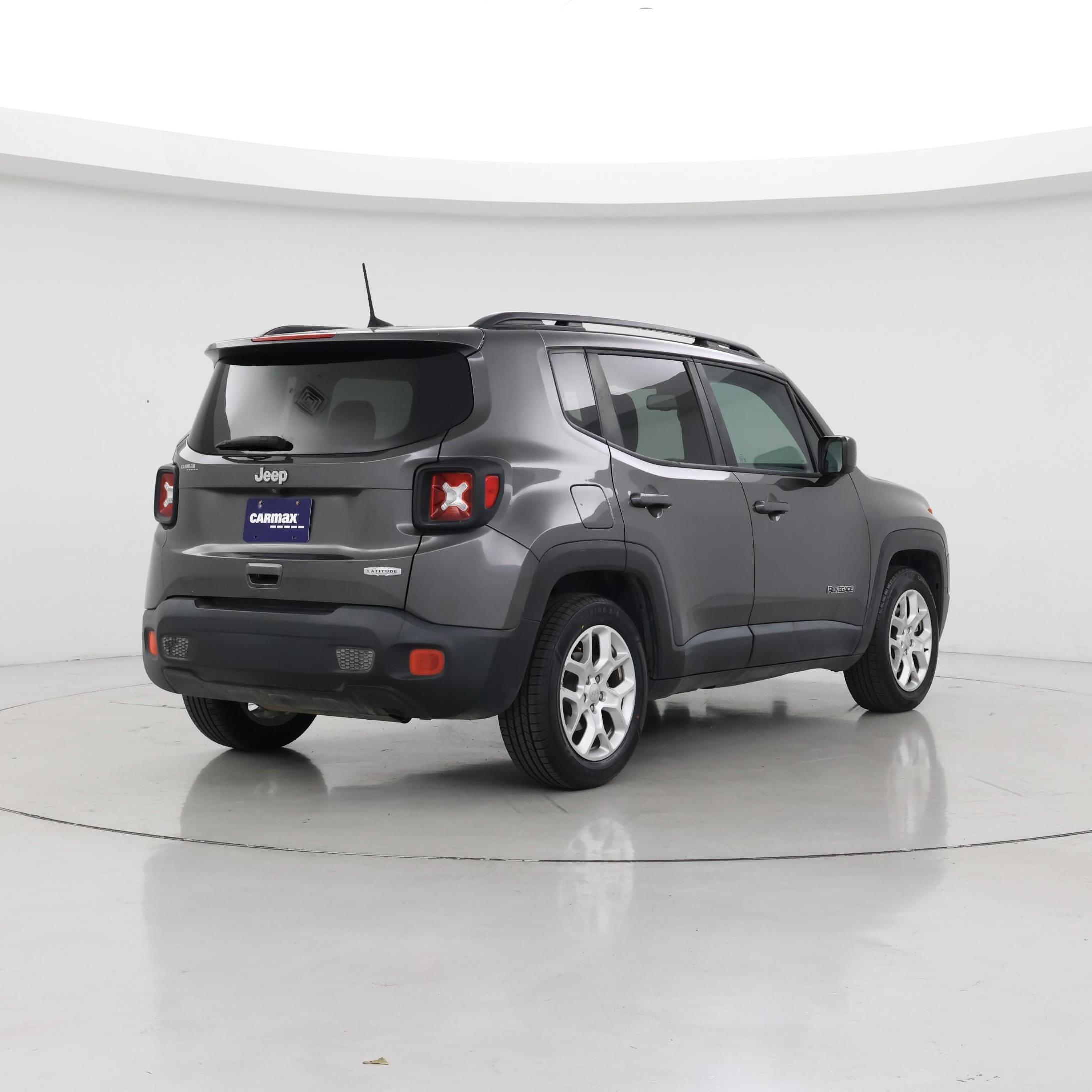 Thumbnail: 2018 Jeep Renegade - 8