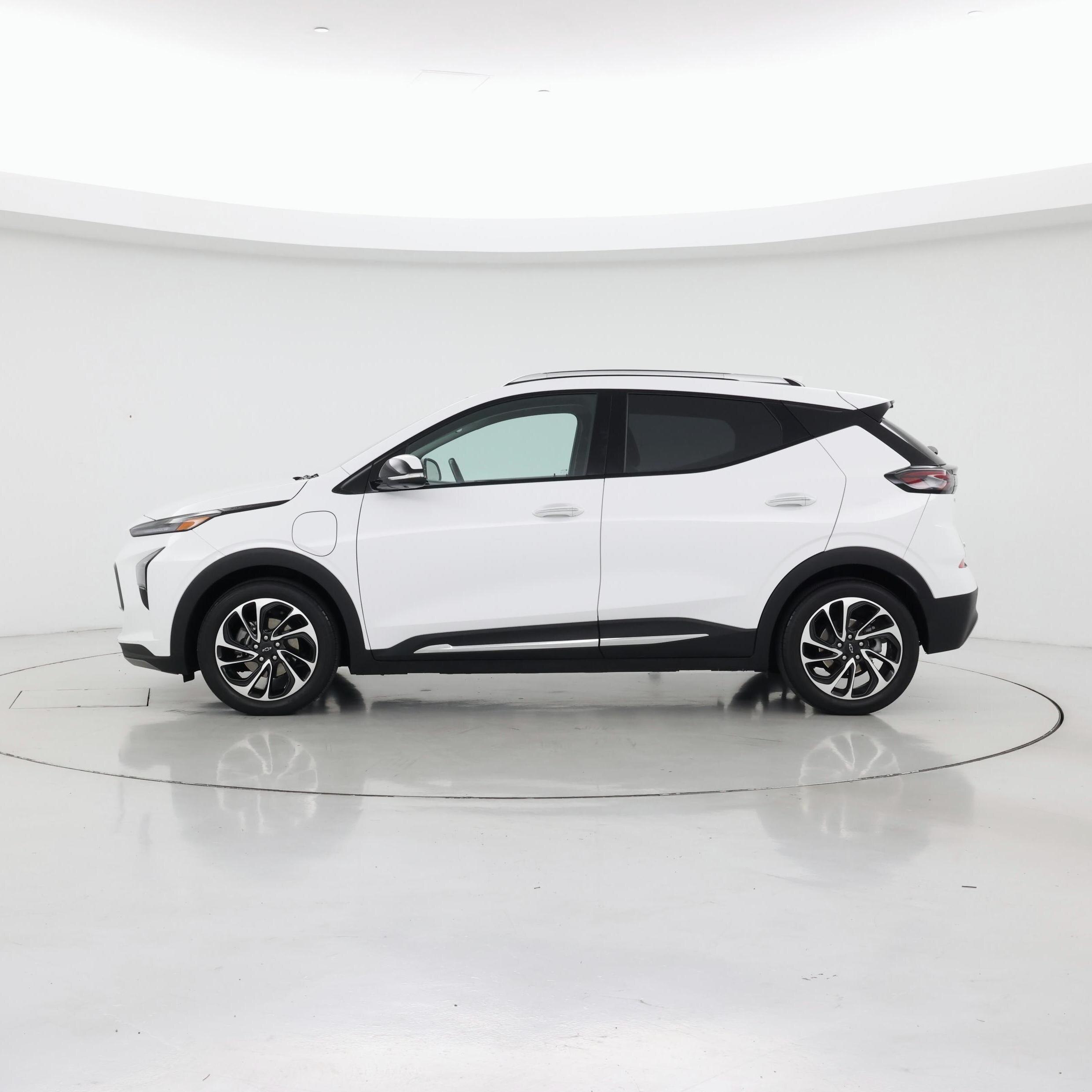 Thumbnail: 2022 Chevrolet Bolt EUV - 3