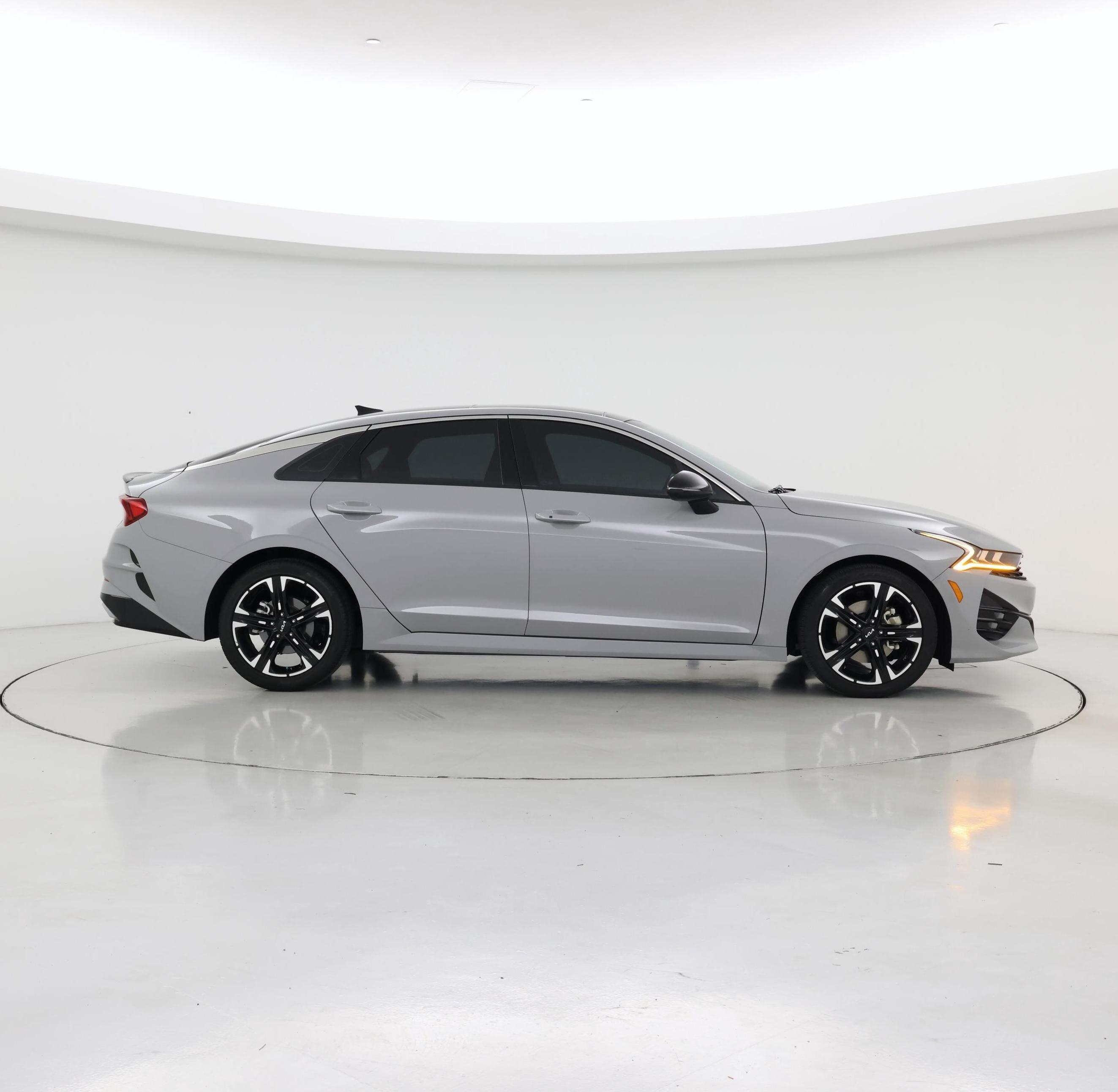 Thumbnail: 2023 Kia K5 - 7