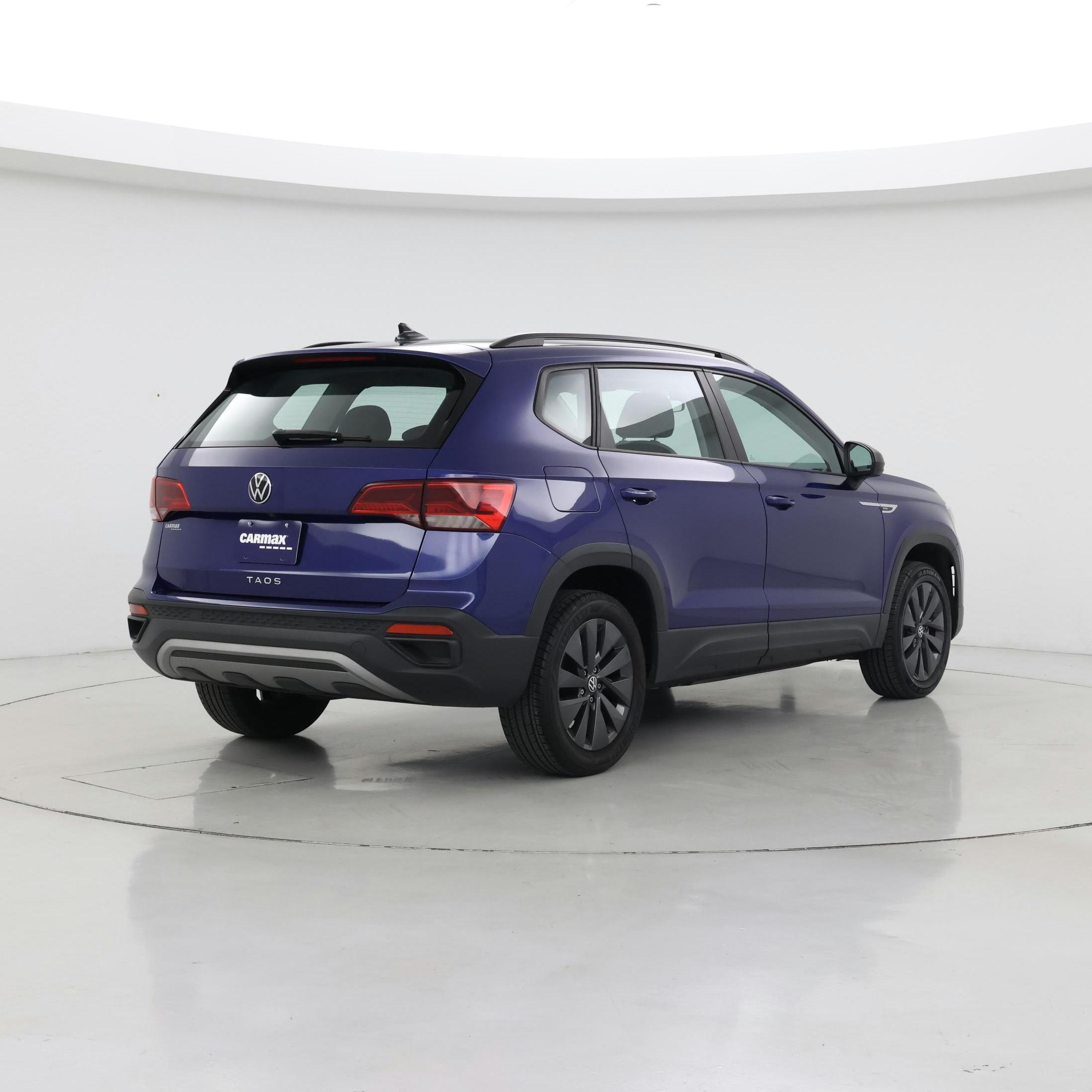 Thumbnail: 2023 Volkswagen Taos - 8