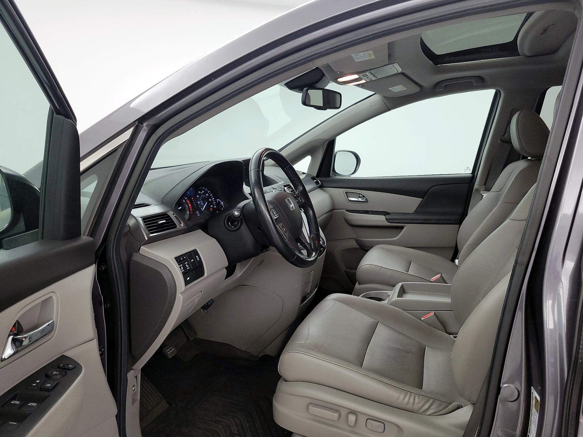 Thumbnail: 2014 Honda Odyssey - 11