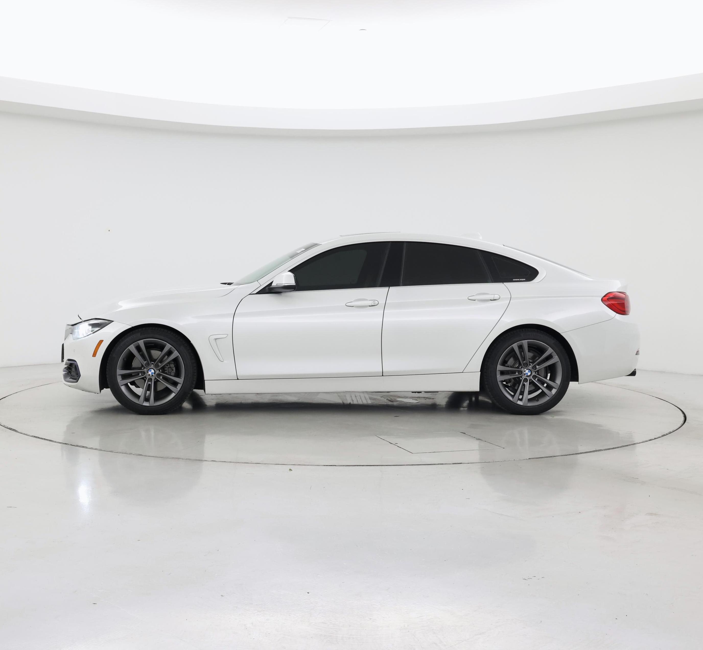 Thumbnail: 2019 BMW 4 Series - 3