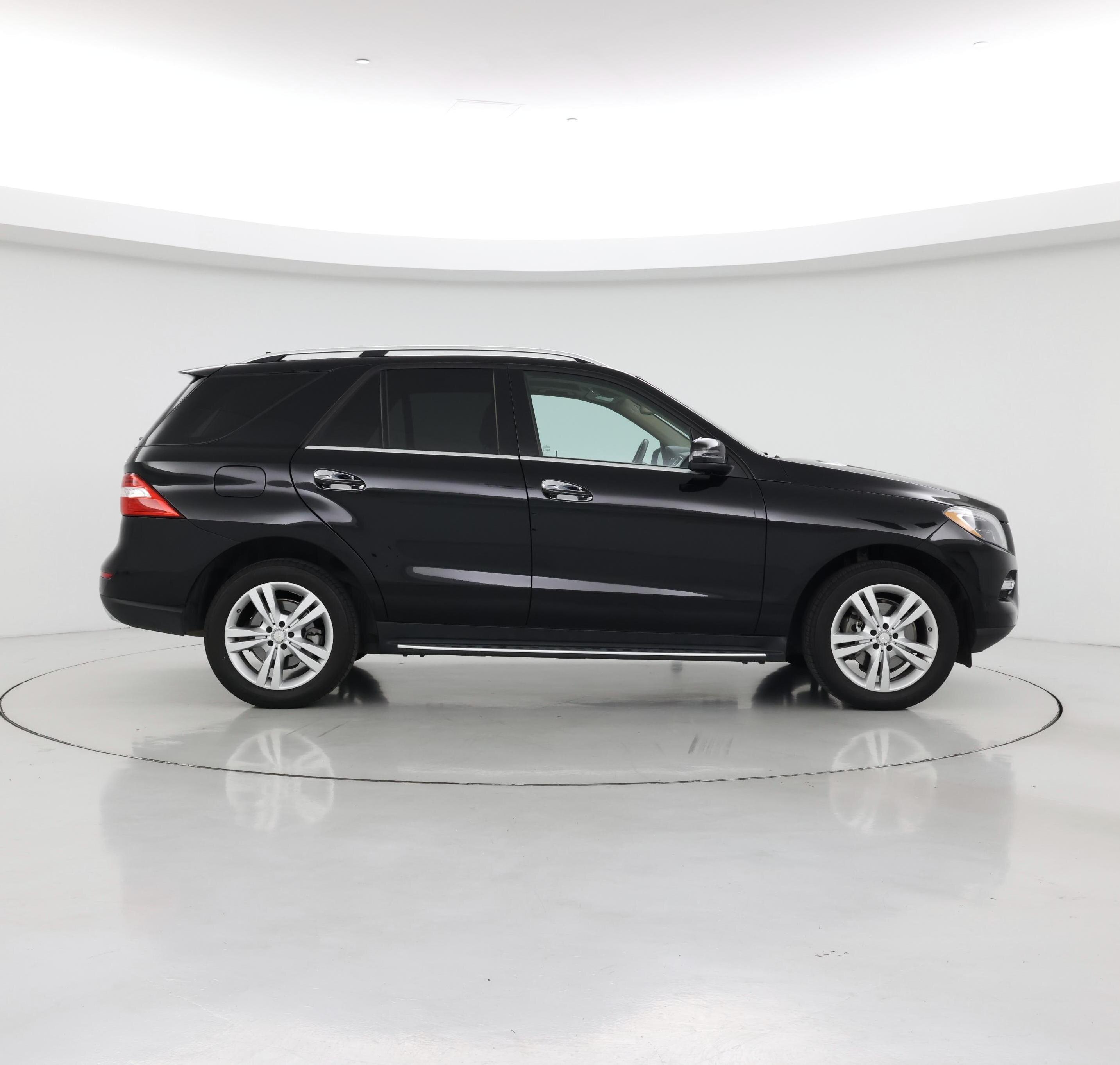Thumbnail: 2015 Mercedes-Benz M-Class - 7