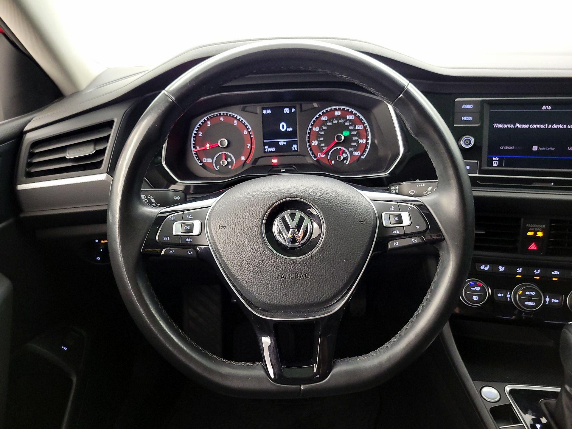 Thumbnail: 2019 Volkswagen Jetta - 10