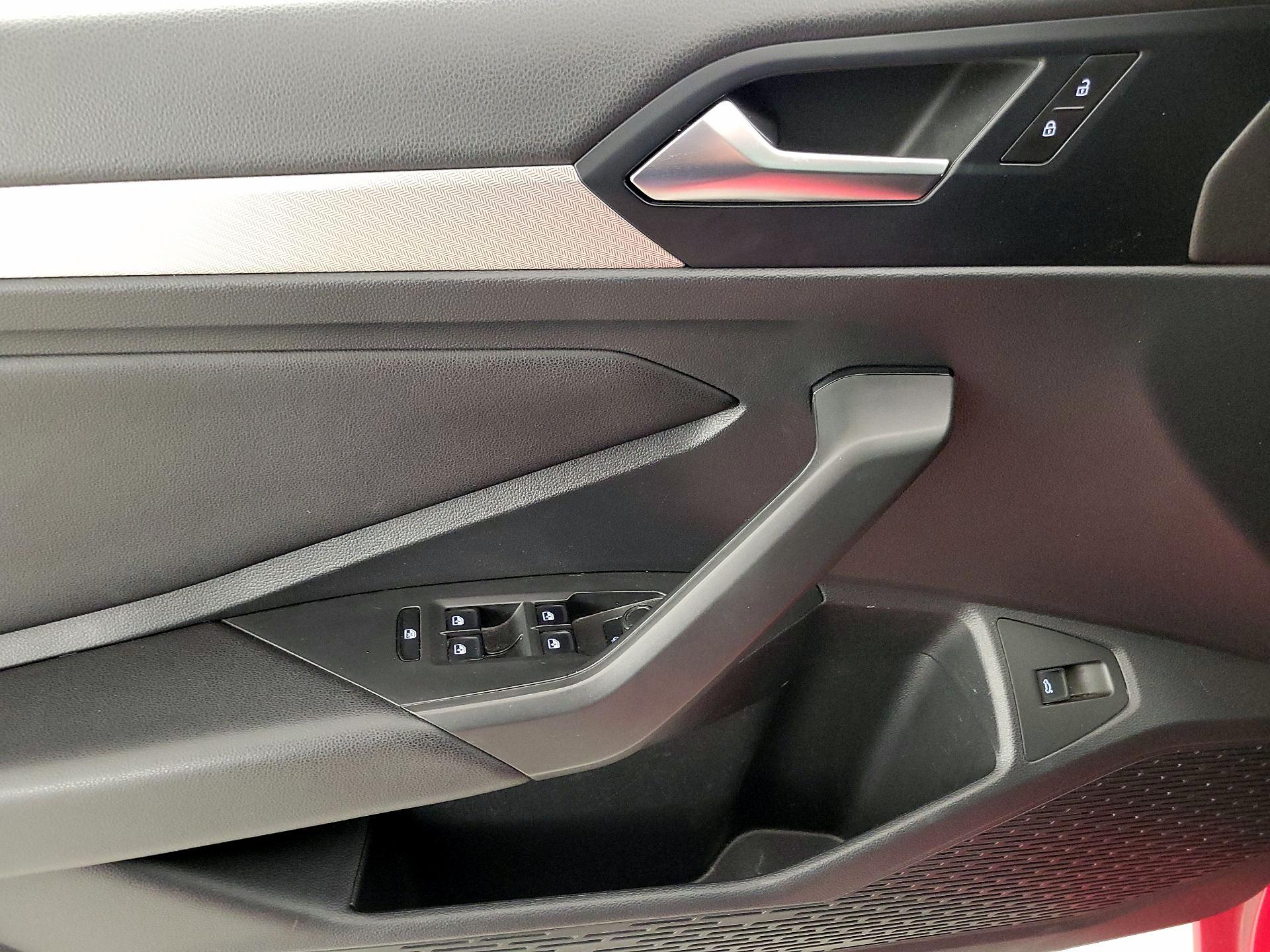 Thumbnail: 2019 Volkswagen Jetta - 12