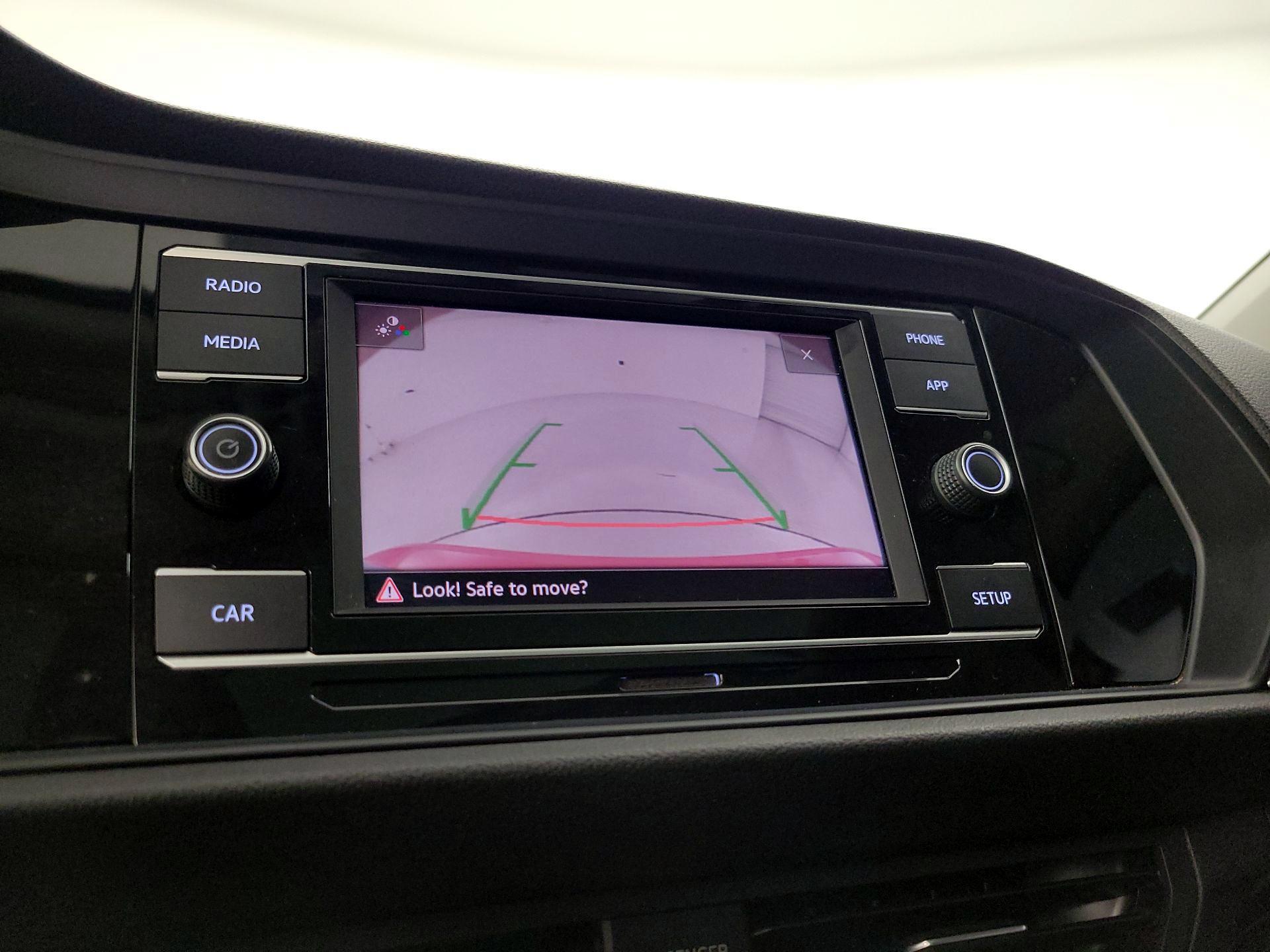 Thumbnail: 2019 Volkswagen Jetta - 14