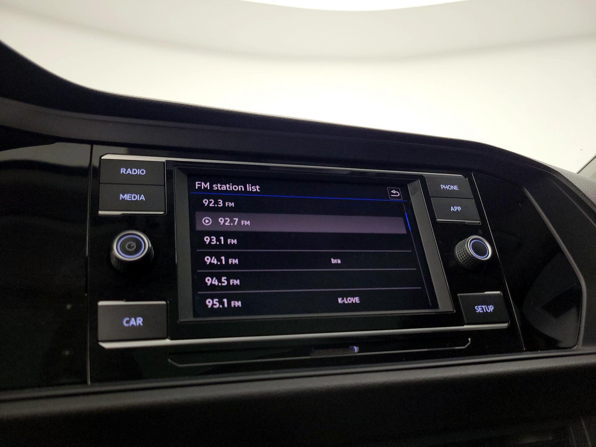 Thumbnail: 2019 Volkswagen Jetta - 15