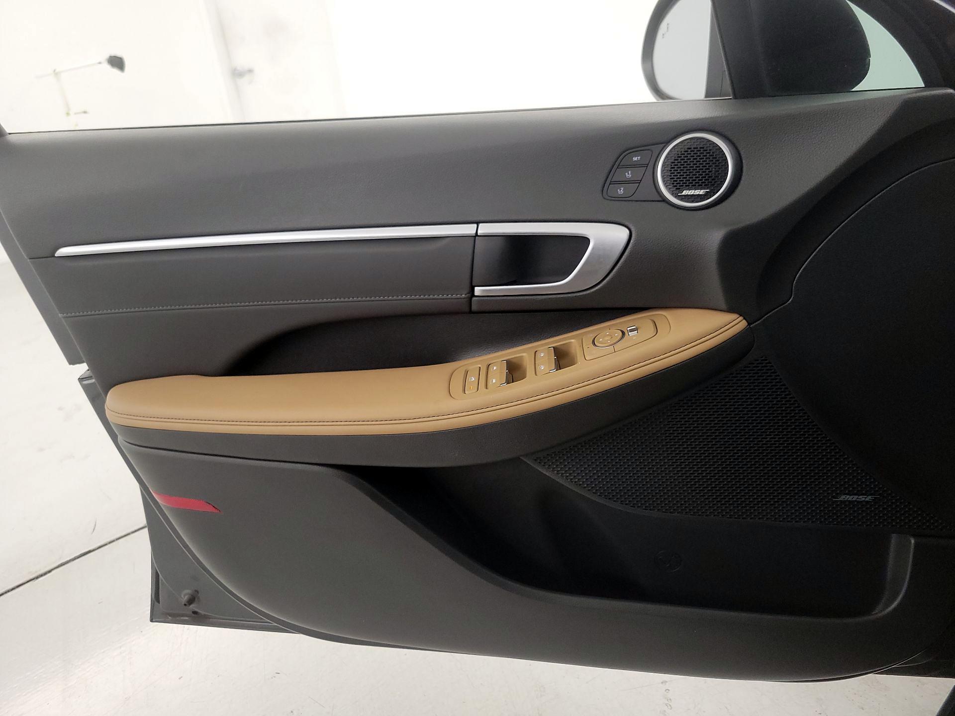 Thumbnail: 2022 Hyundai Sonata - 12