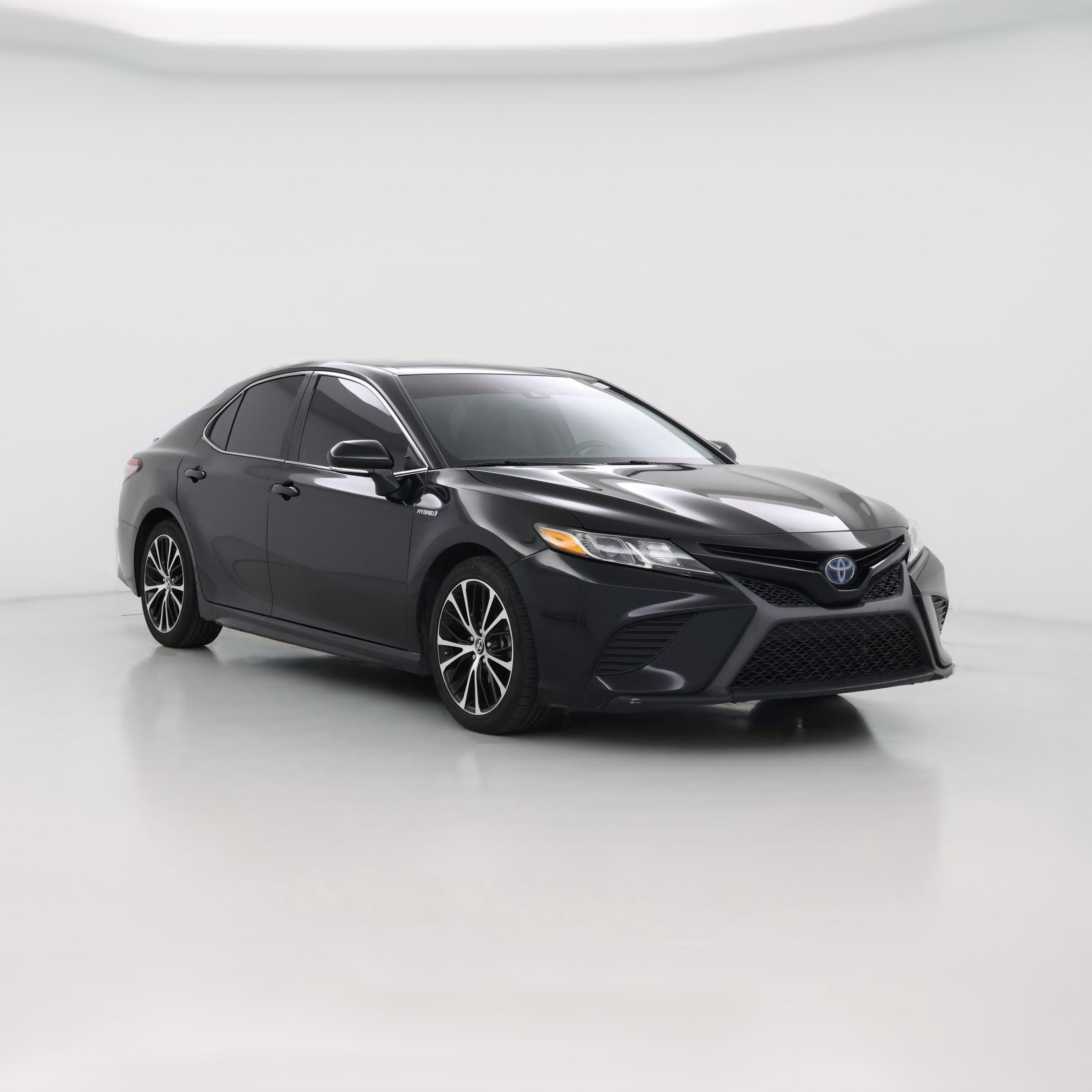 Thumbnail: 2018 Toyota Camry - 1