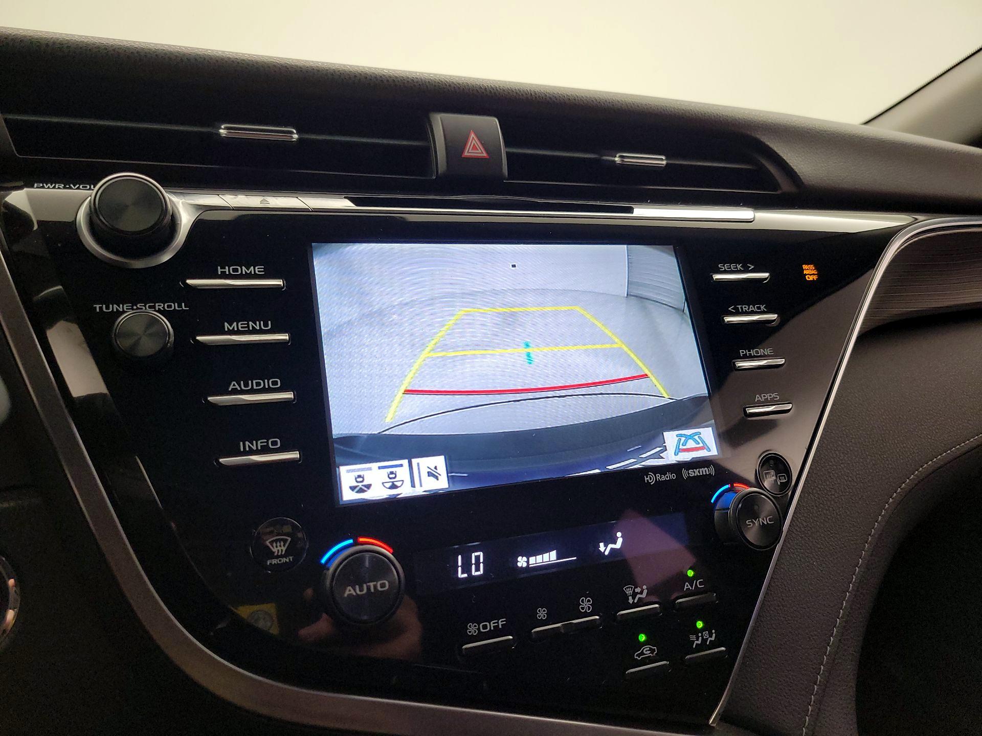 Thumbnail: 2018 Toyota Camry - 14