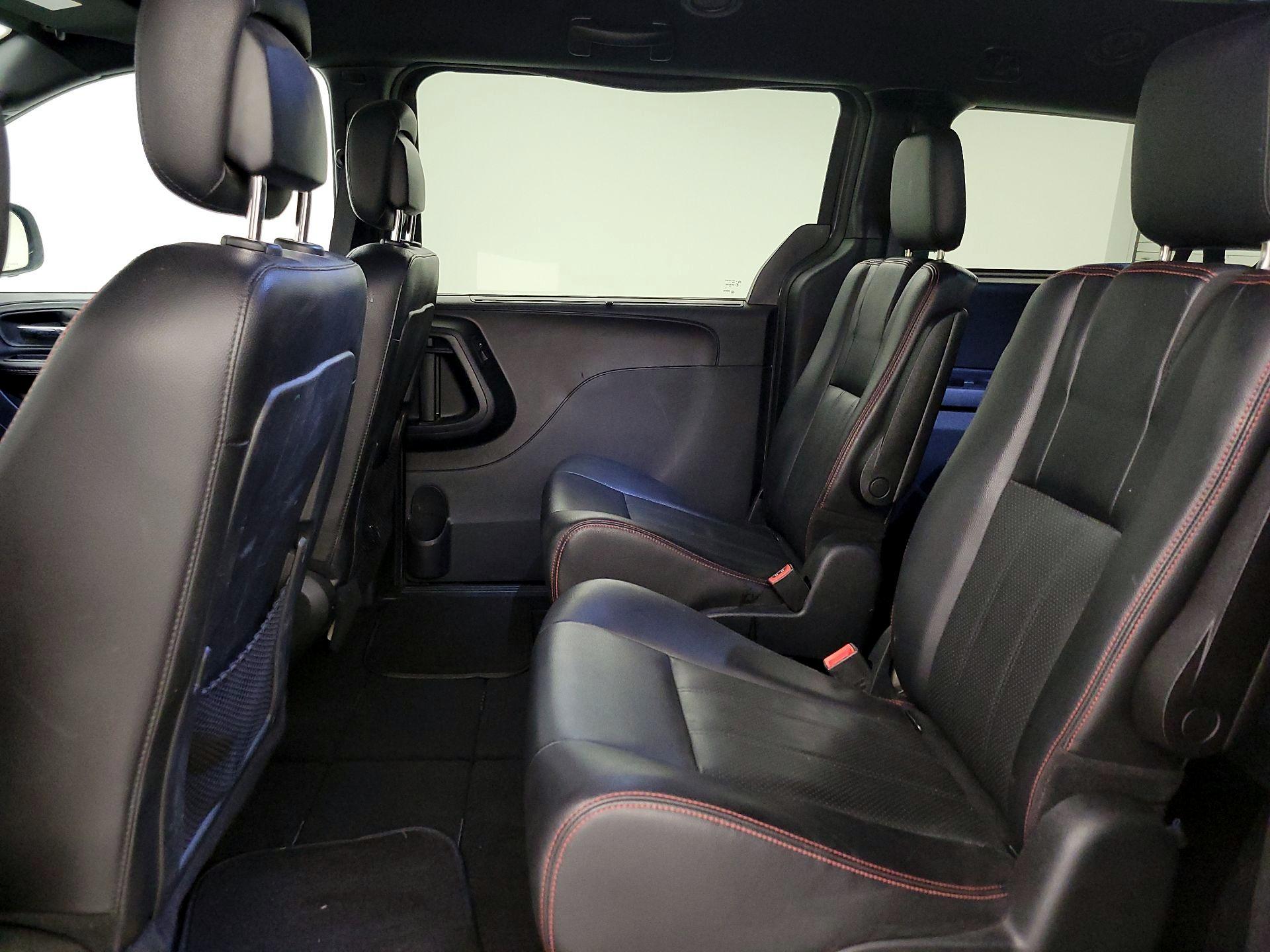 Thumbnail: 2019 Dodge Grand Caravan - 19