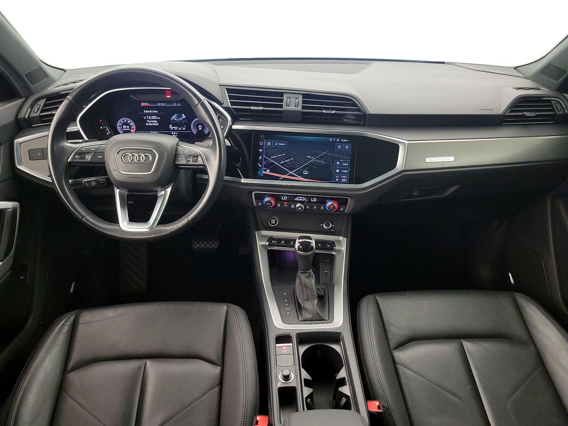 Thumbnail: 2021 Audi Q3 - 9