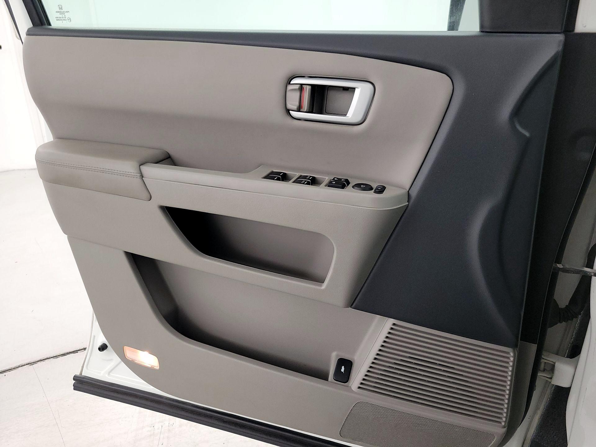 Thumbnail: 2014 Honda Pilot - 12