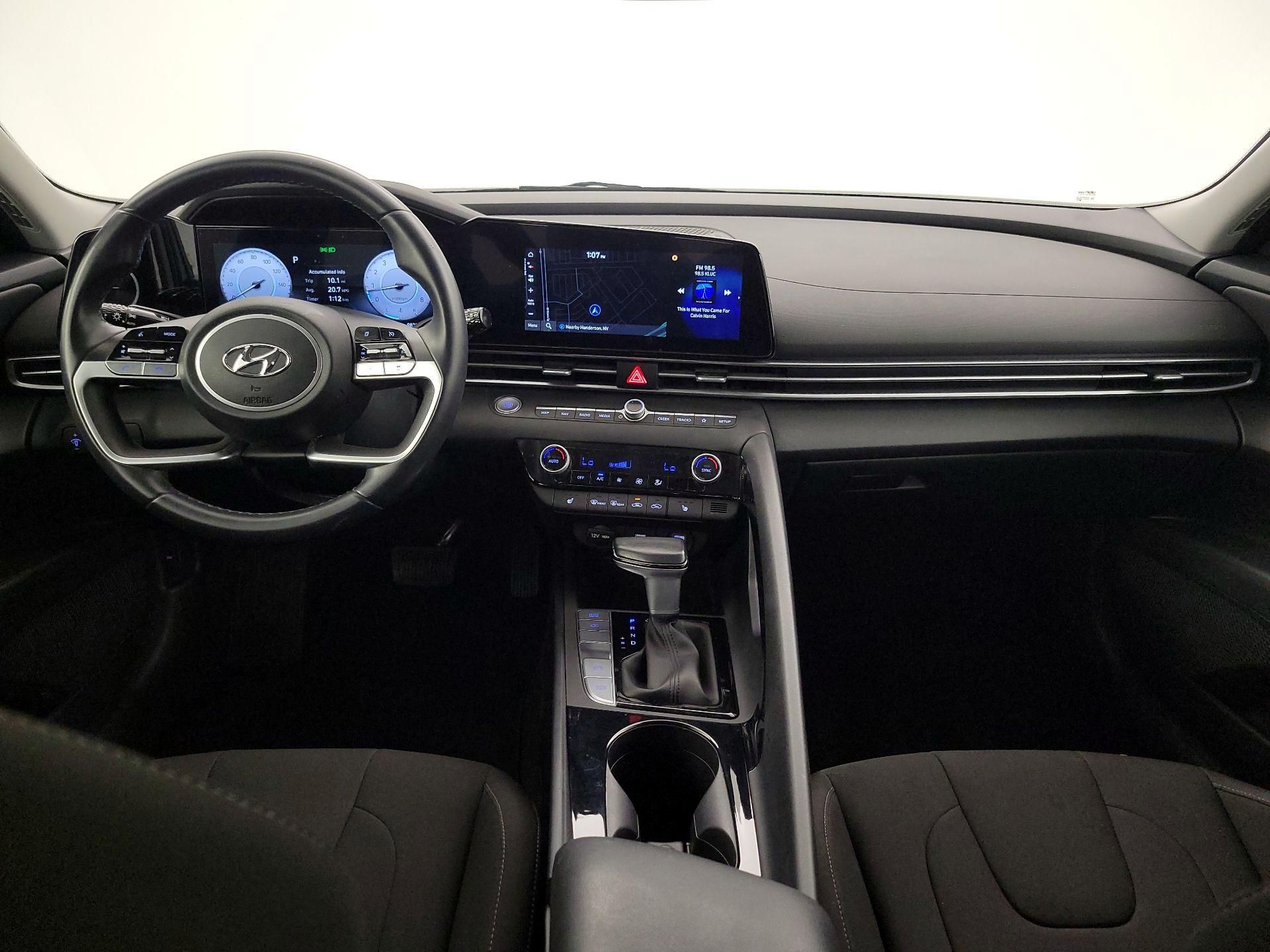 Thumbnail: 2023 Hyundai Elantra - 9