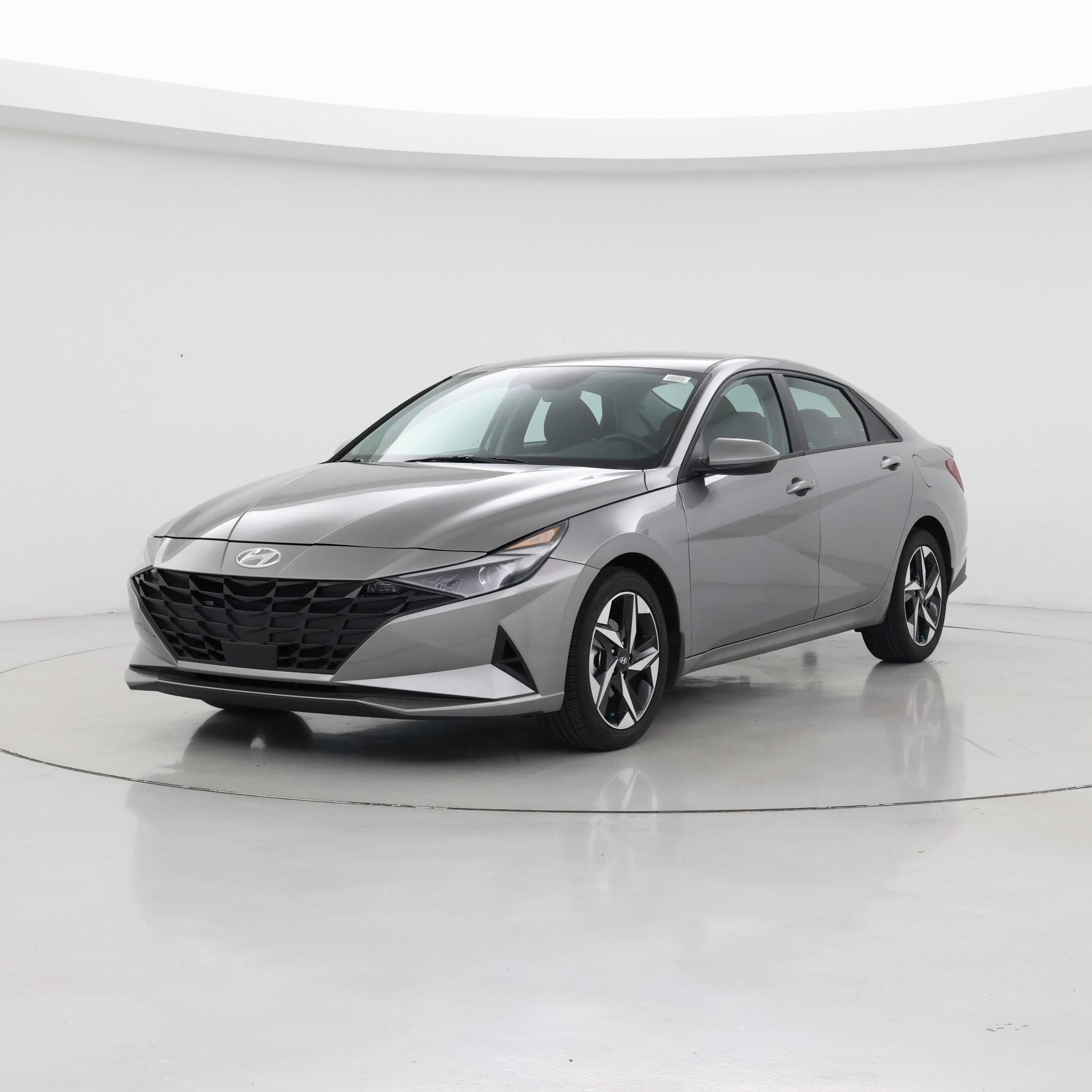 Thumbnail: 2023 Hyundai Elantra - 4