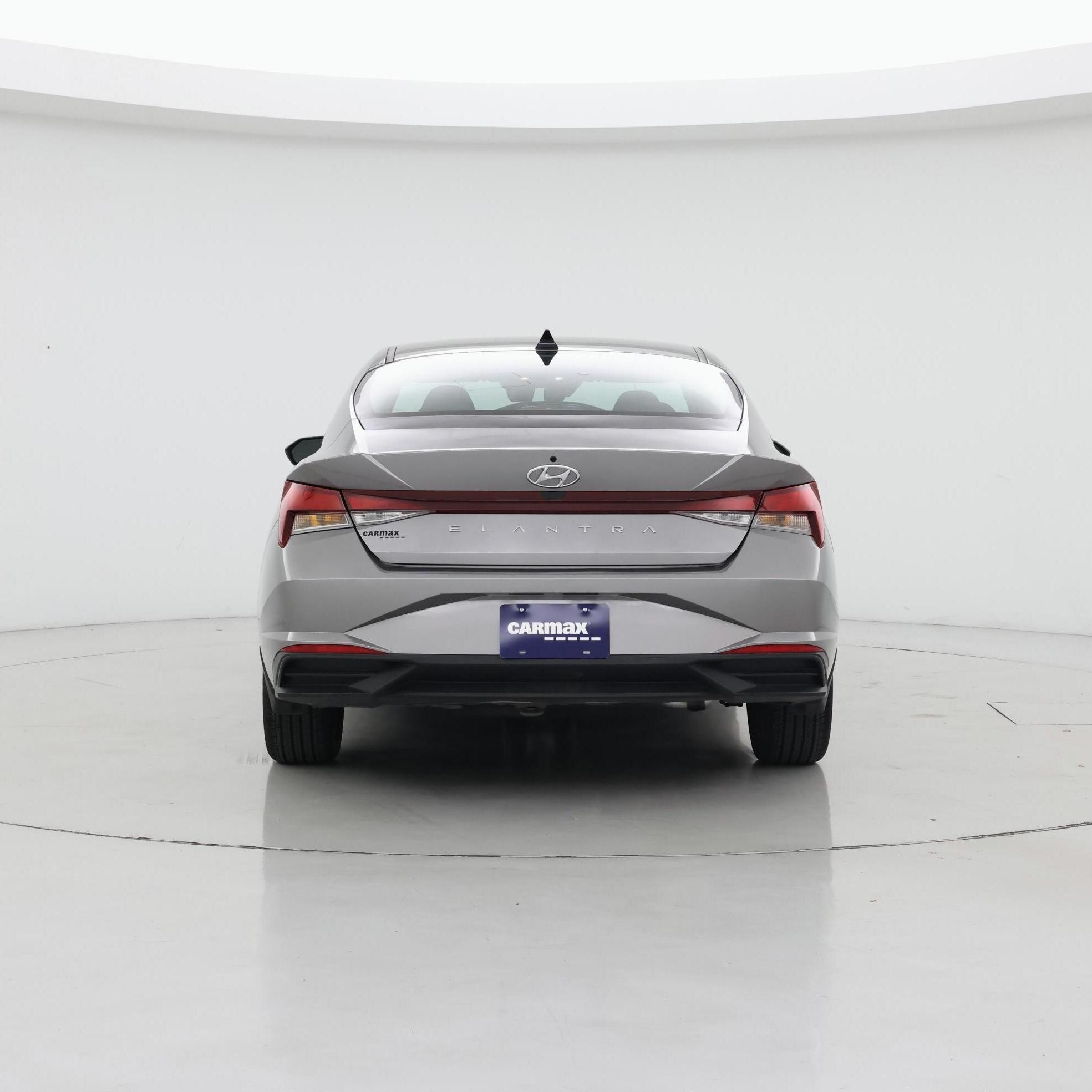 Thumbnail: 2023 Hyundai Elantra - 6