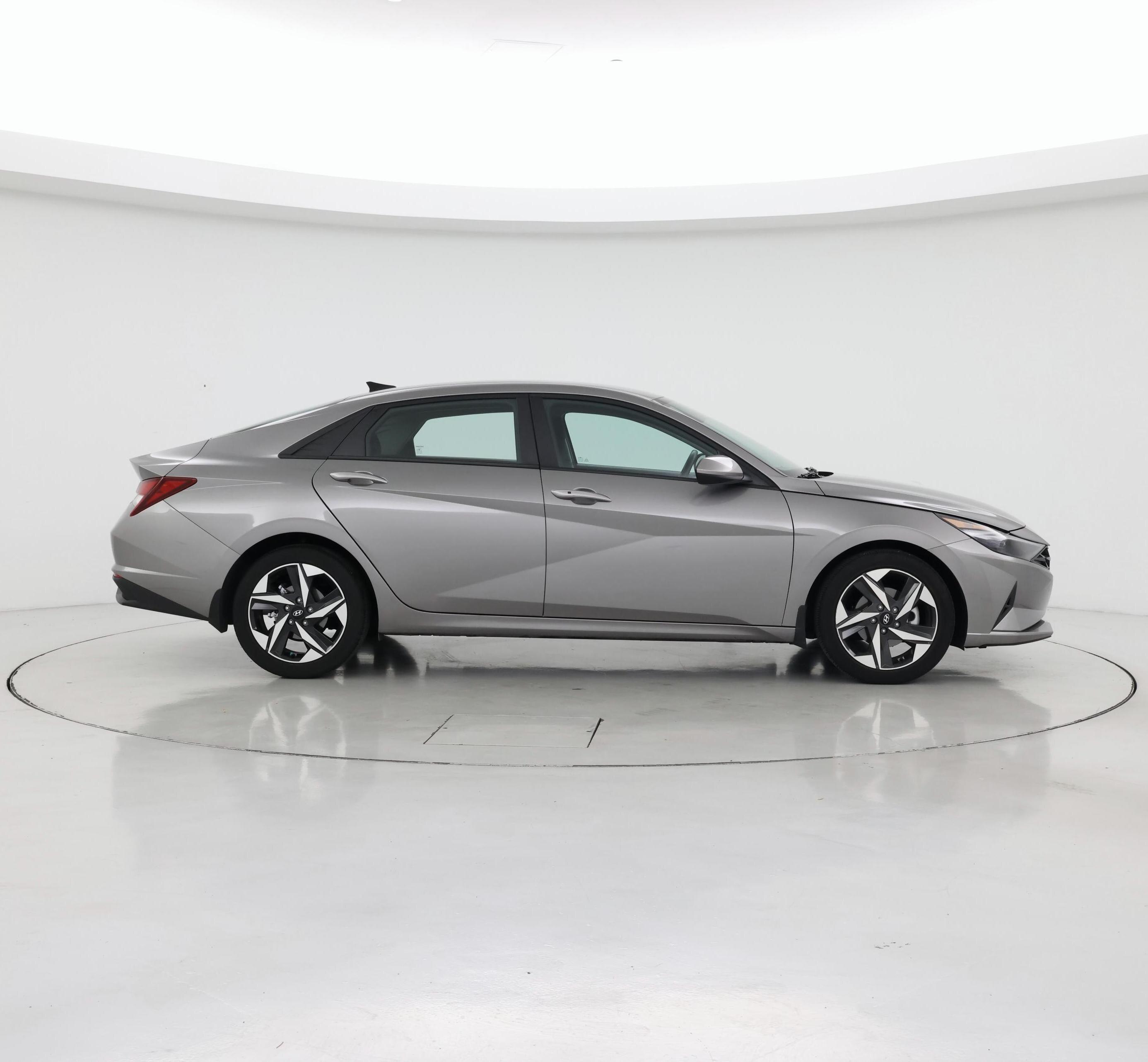 Thumbnail: 2023 Hyundai Elantra - 7