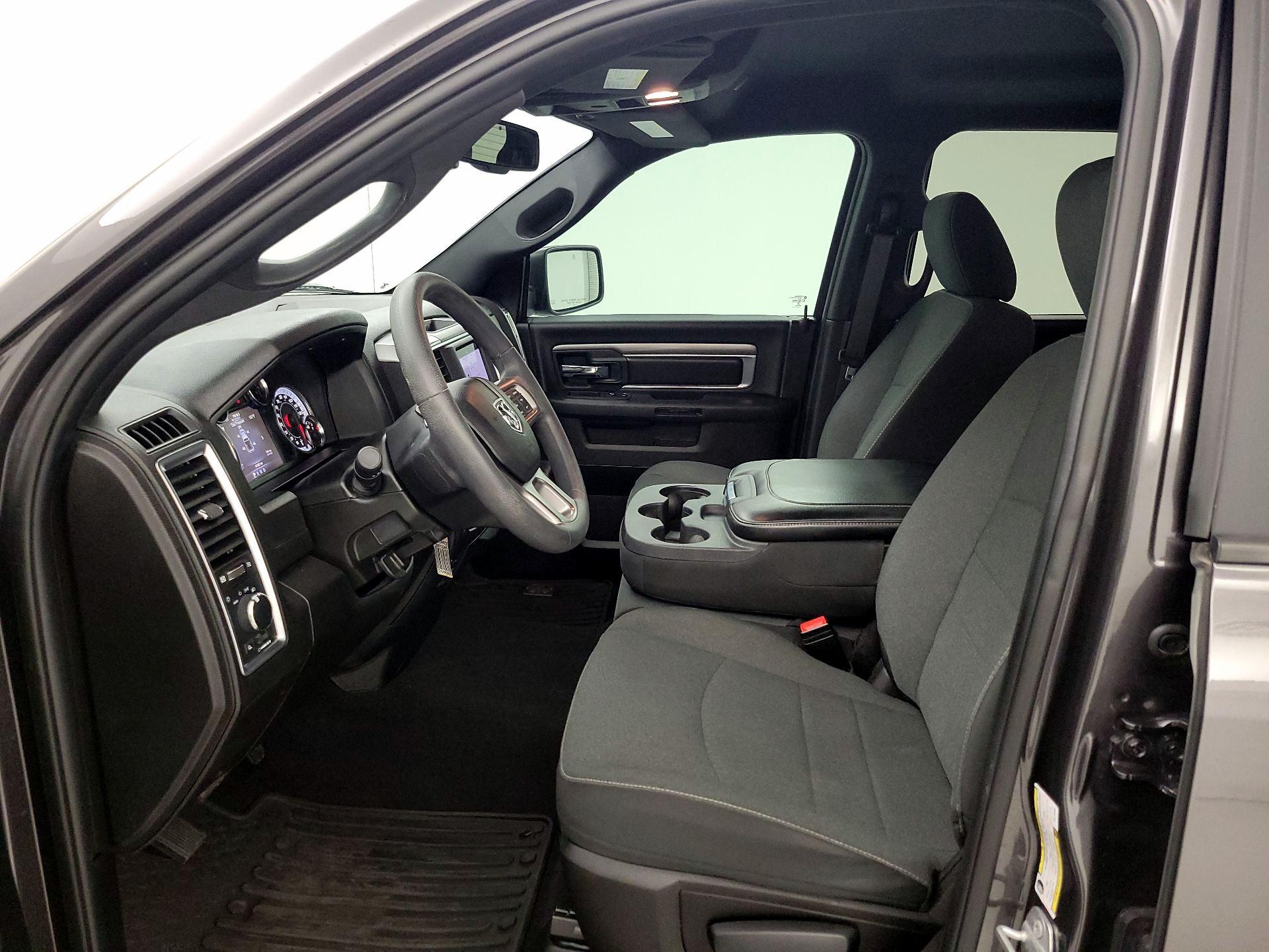 Thumbnail: 2022 RAM 1500 Classic - 11