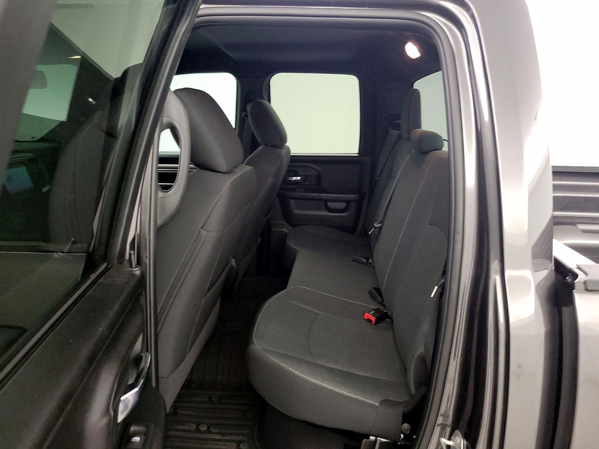 Thumbnail: 2022 RAM 1500 Classic - 19
