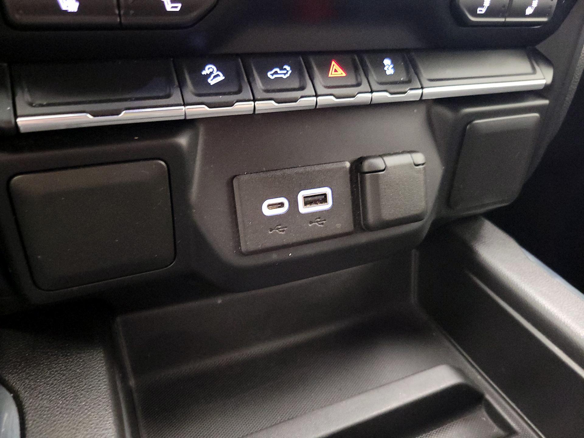 Thumbnail: 2021 Chevrolet Silverado 1500 - 18