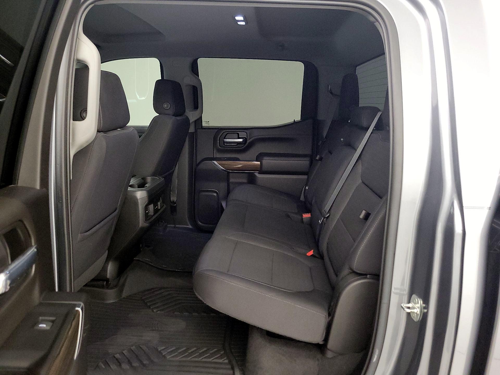 Thumbnail: 2021 Chevrolet Silverado 1500 - 19