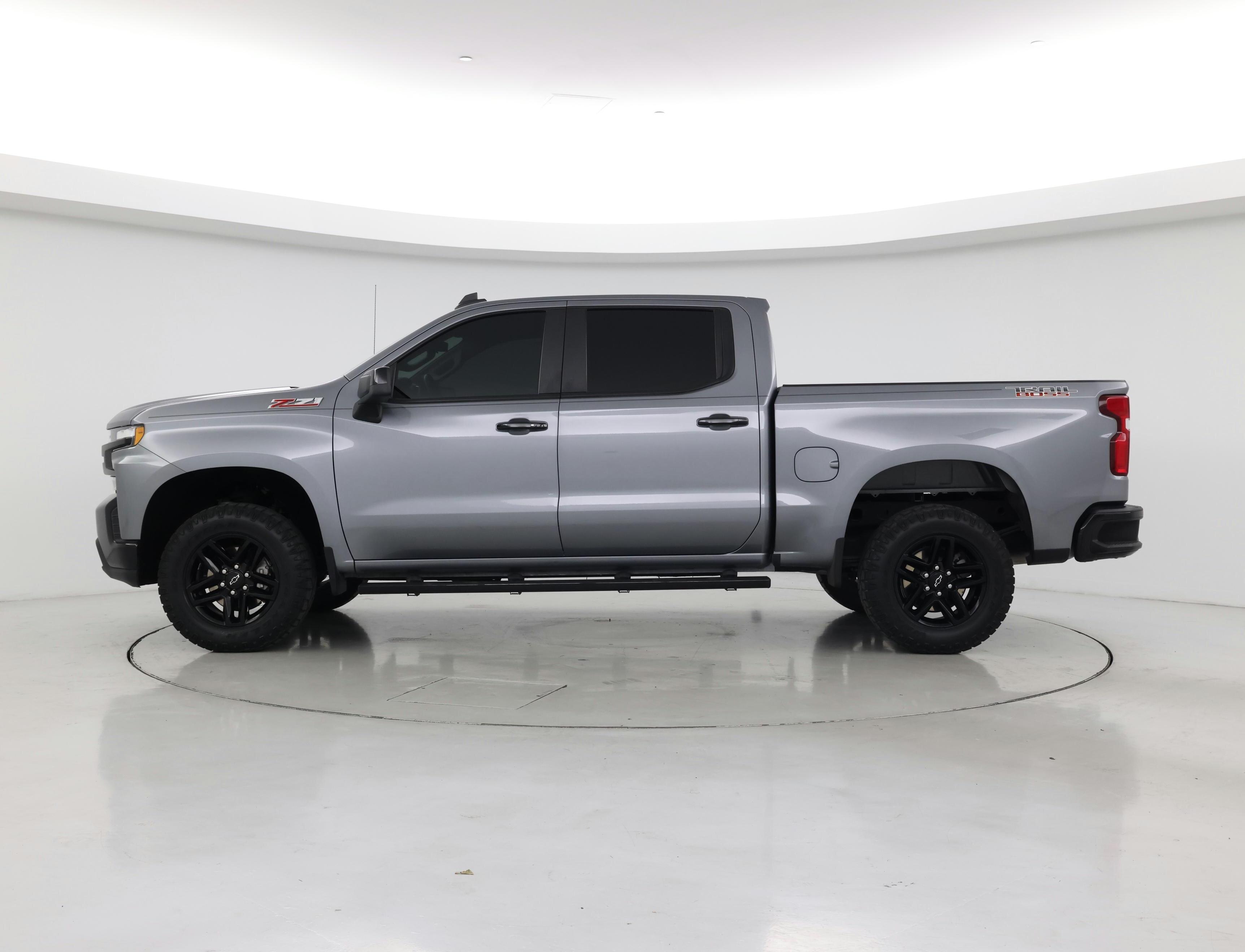 Thumbnail: 2021 Chevrolet Silverado 1500 - 3