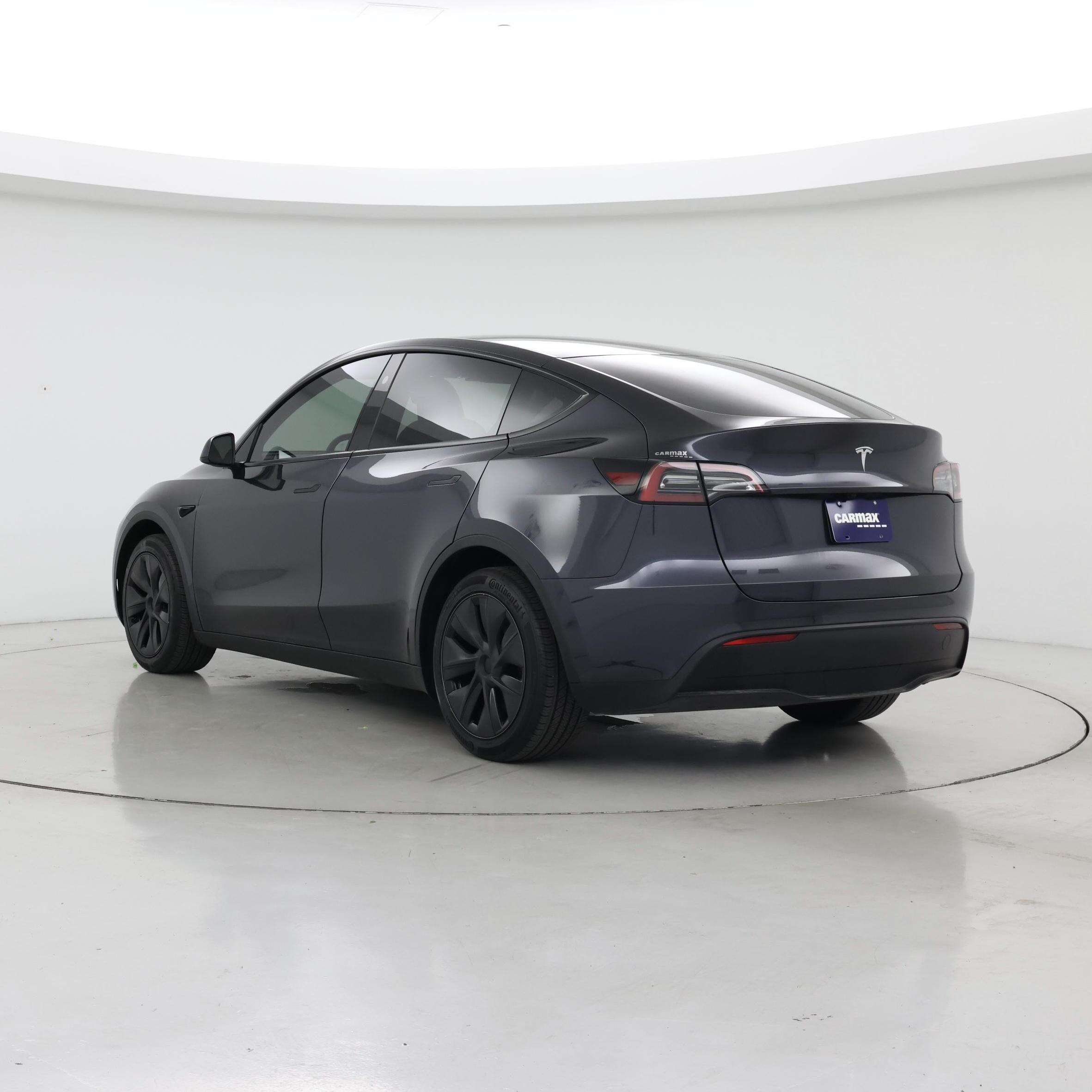 Thumbnail: 2025 Tesla Model Y - 2