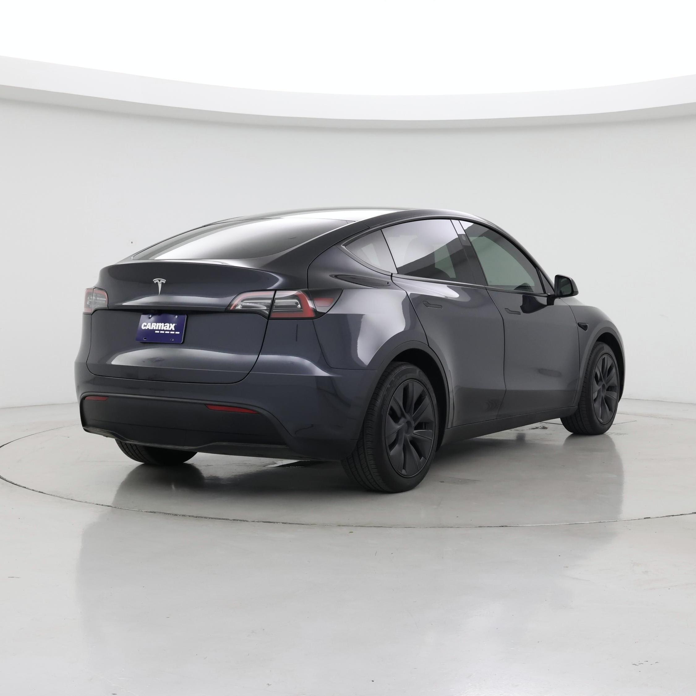 Thumbnail: 2025 Tesla Model Y - 8
