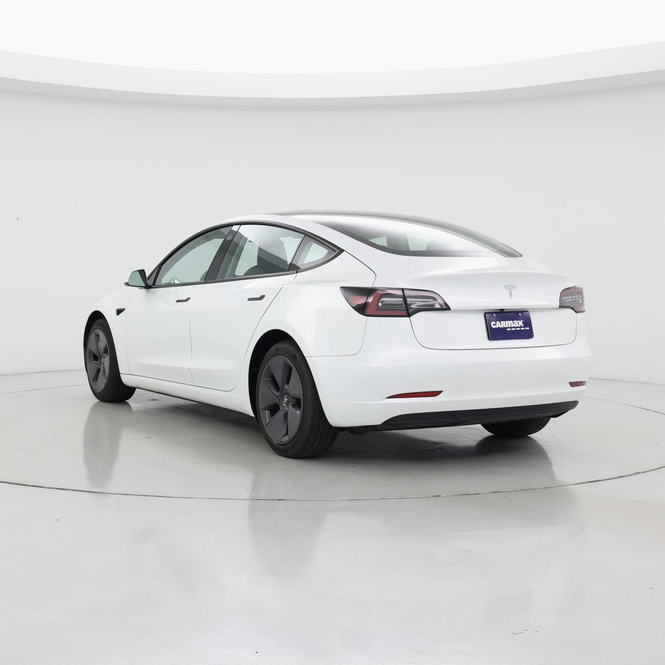 Thumbnail: 2023 Tesla Model 3 - 2