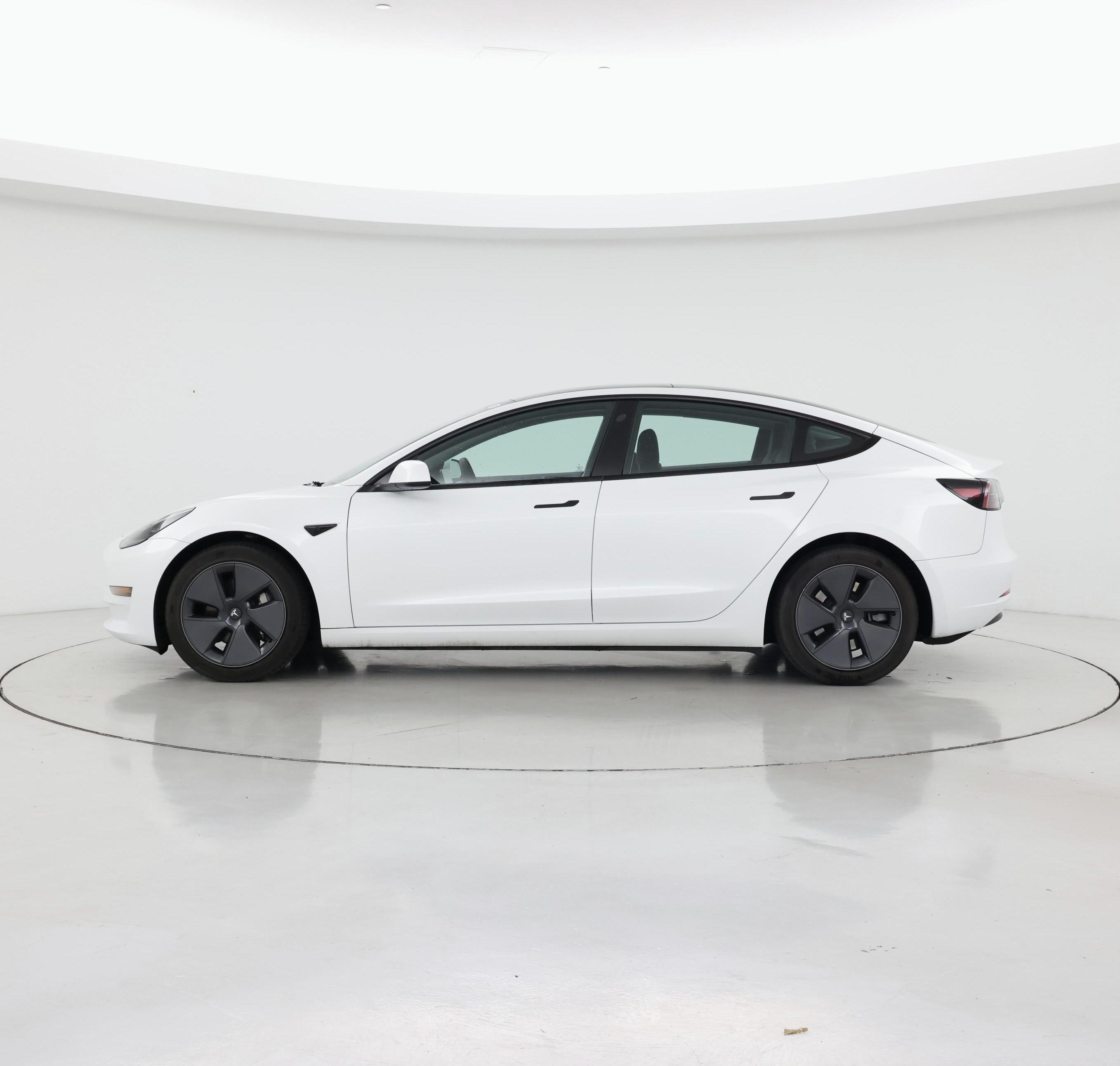 Thumbnail: 2023 Tesla Model 3 - 3