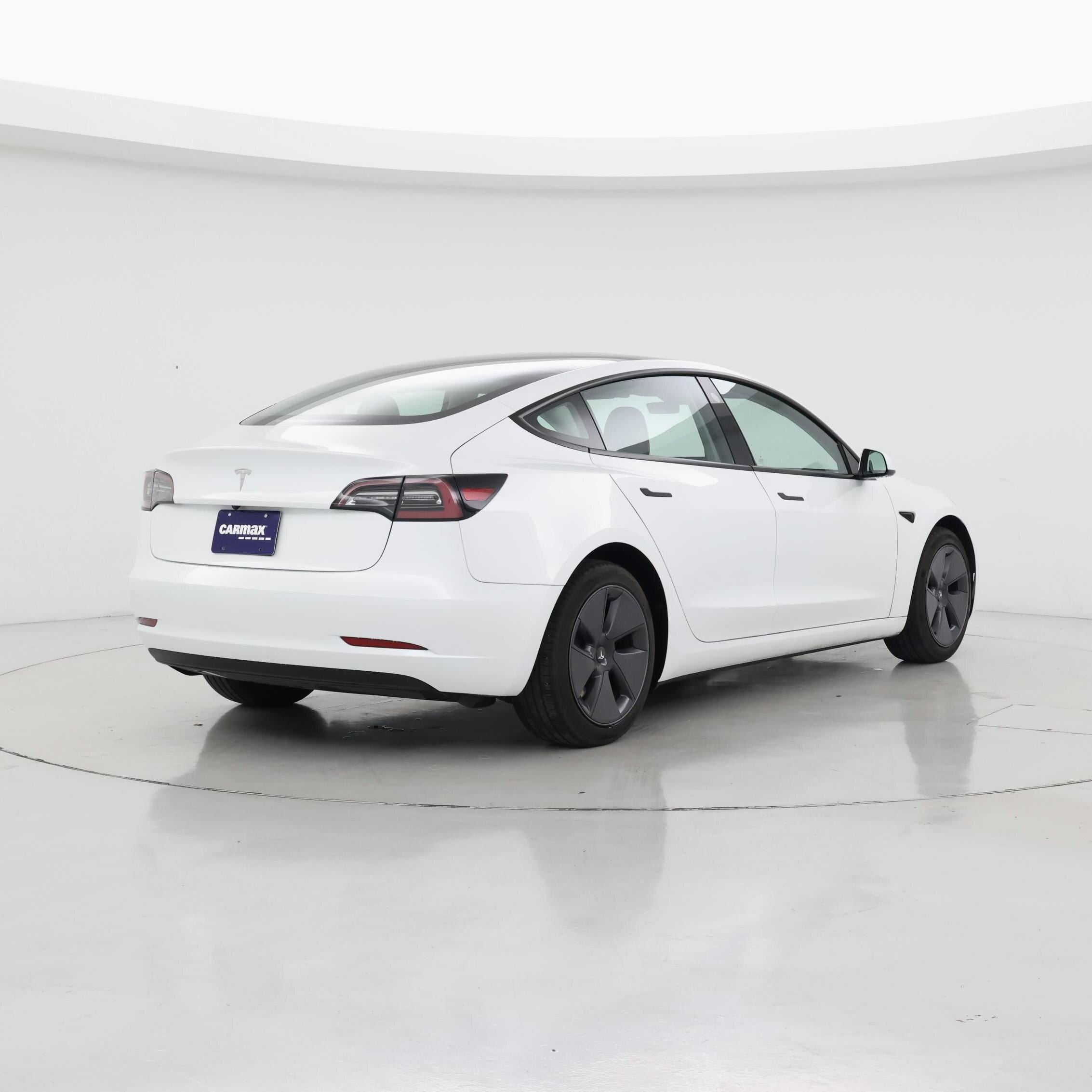 Thumbnail: 2023 Tesla Model 3 - 8