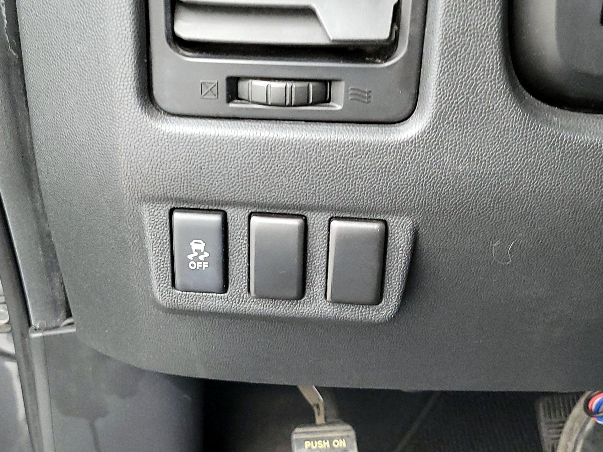 Thumbnail: 2013 Nissan Titan - 13