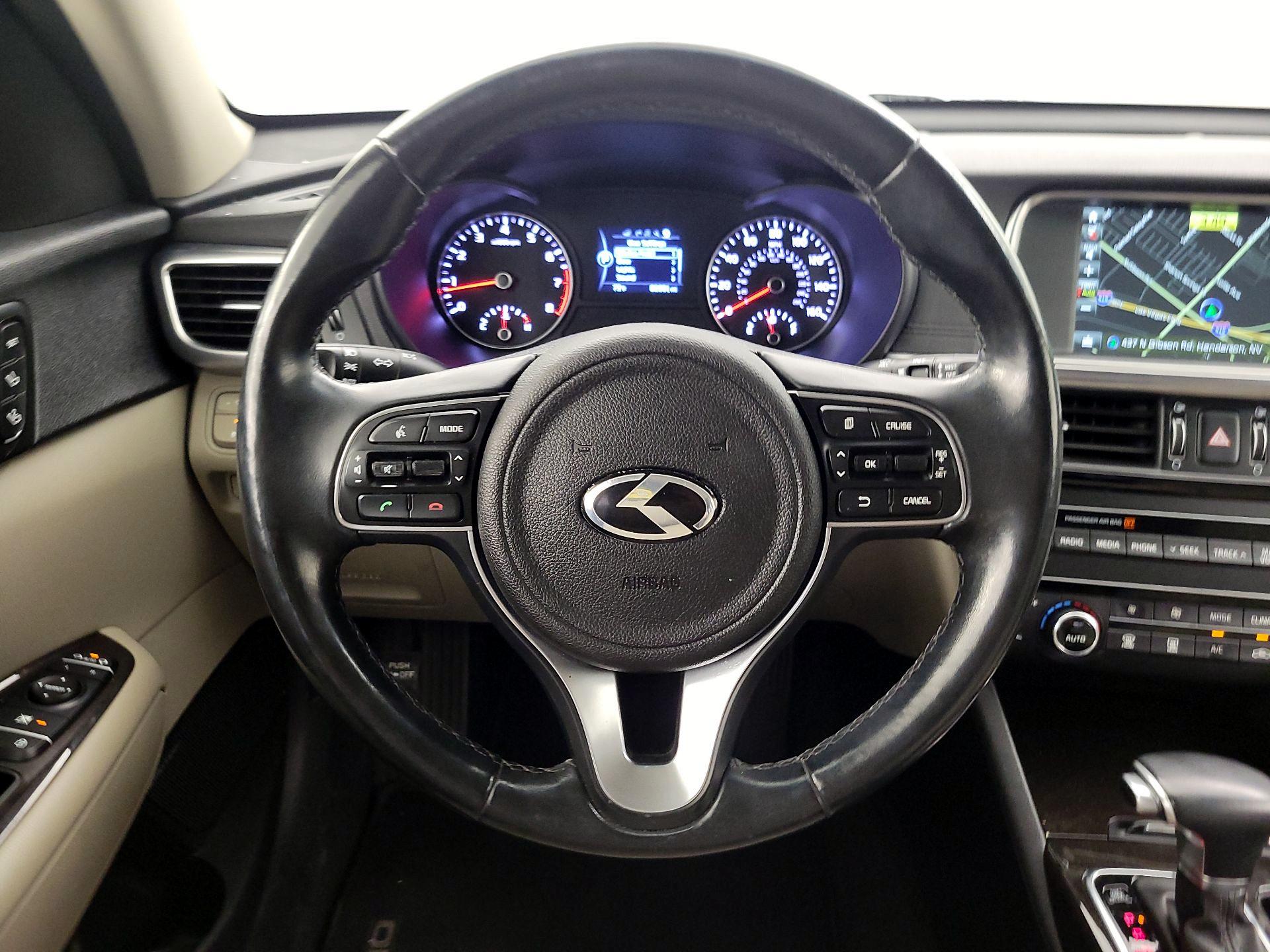 Thumbnail: 2016 Kia Optima - 10