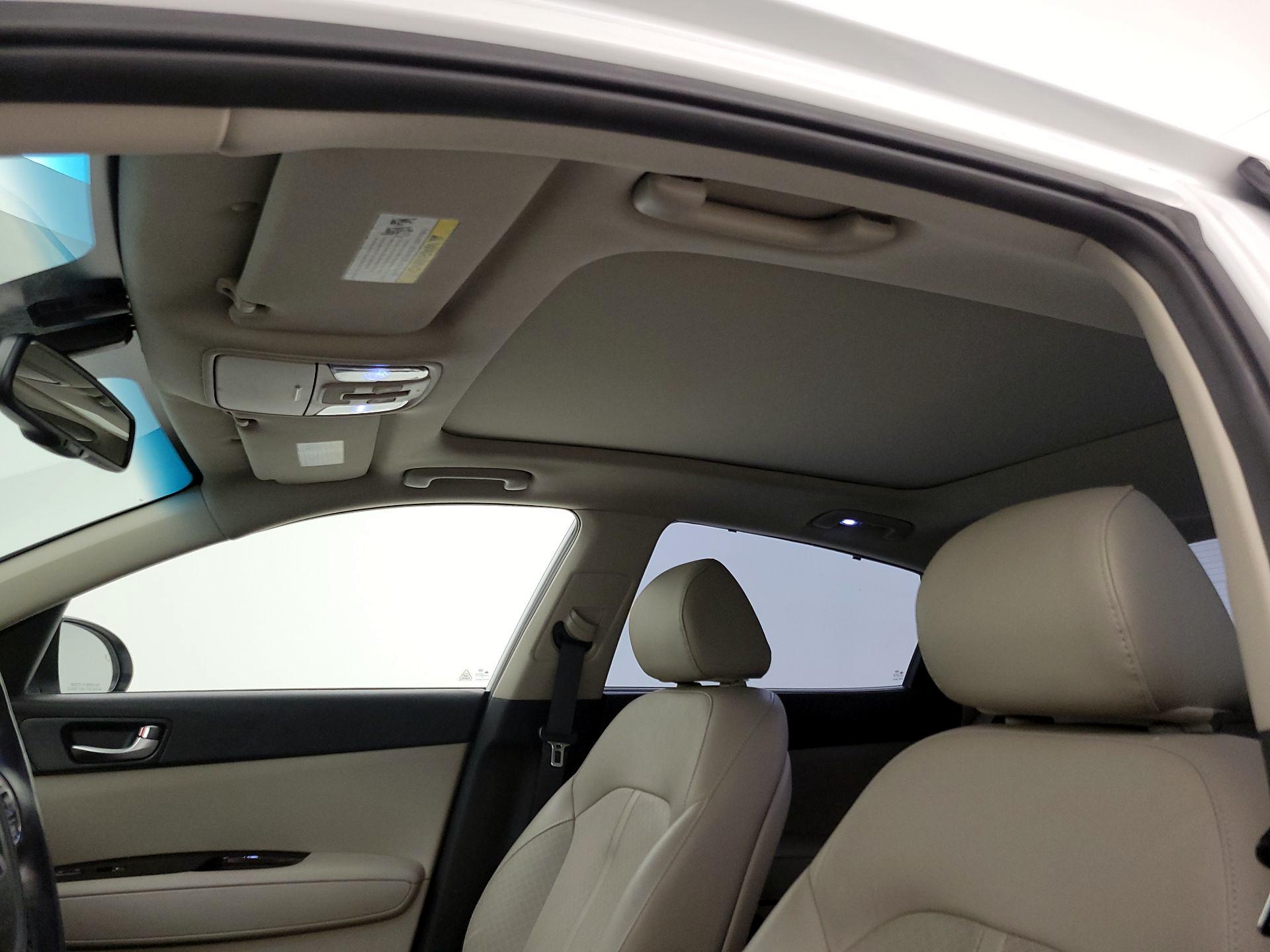 Thumbnail: 2016 Kia Optima - 20