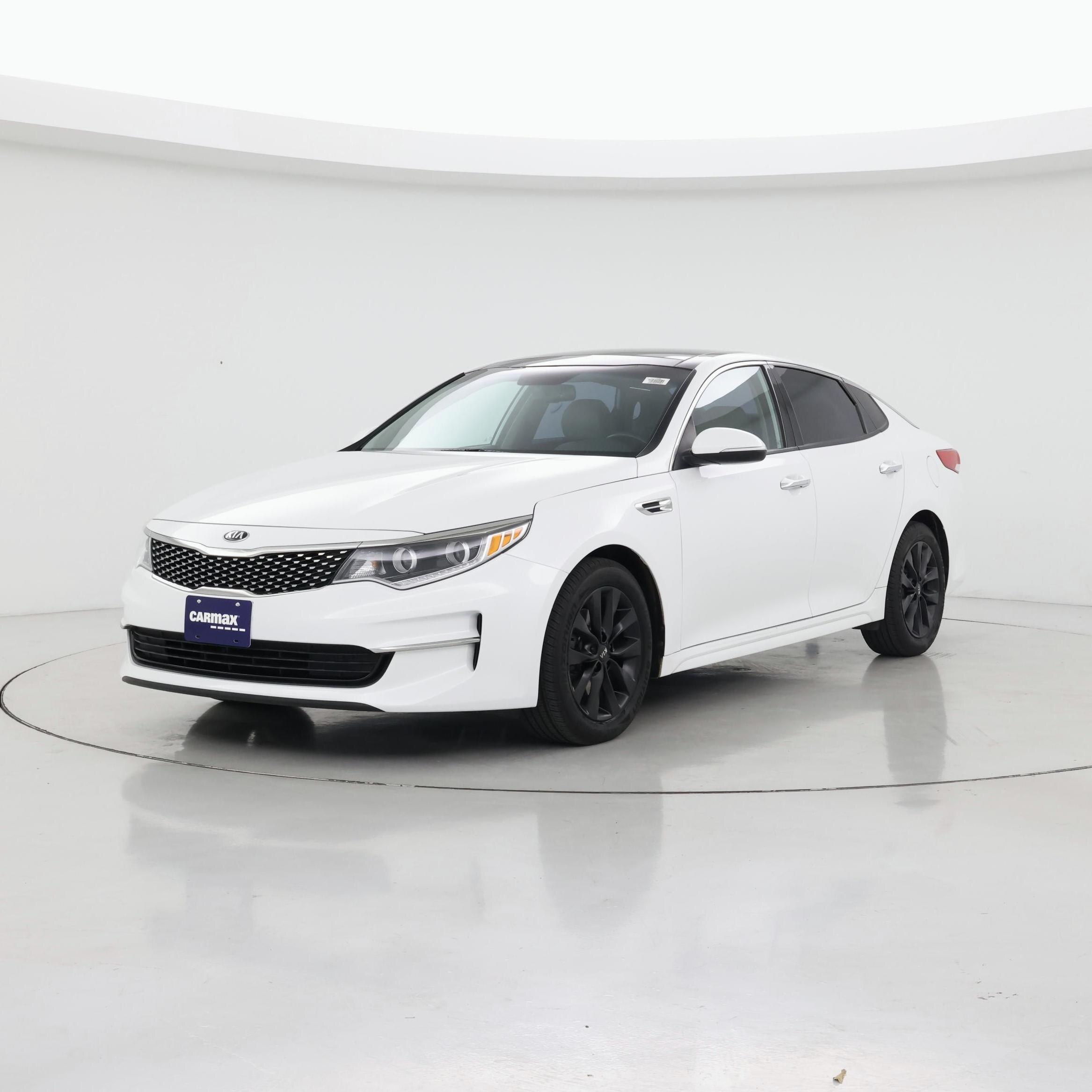 Thumbnail: 2016 Kia Optima - 4