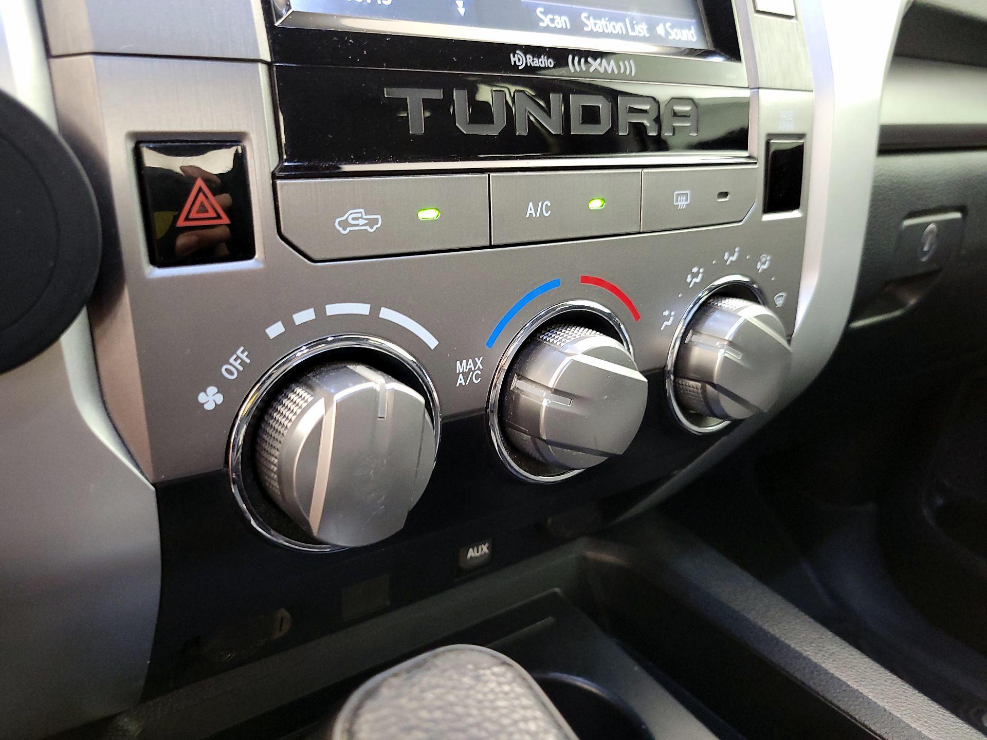 Thumbnail: 2019 Toyota Tundra - 16