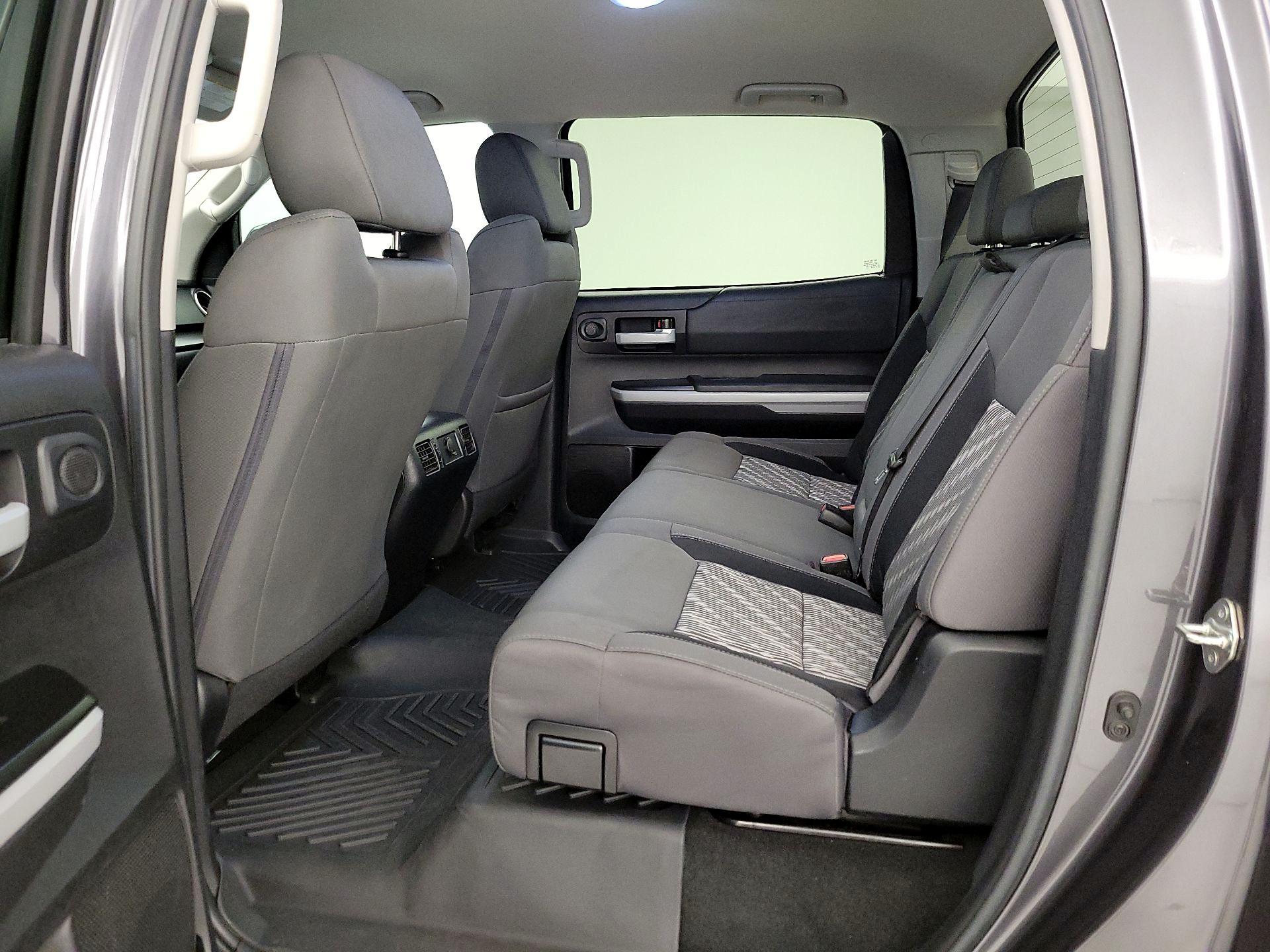 Thumbnail: 2019 Toyota Tundra - 19