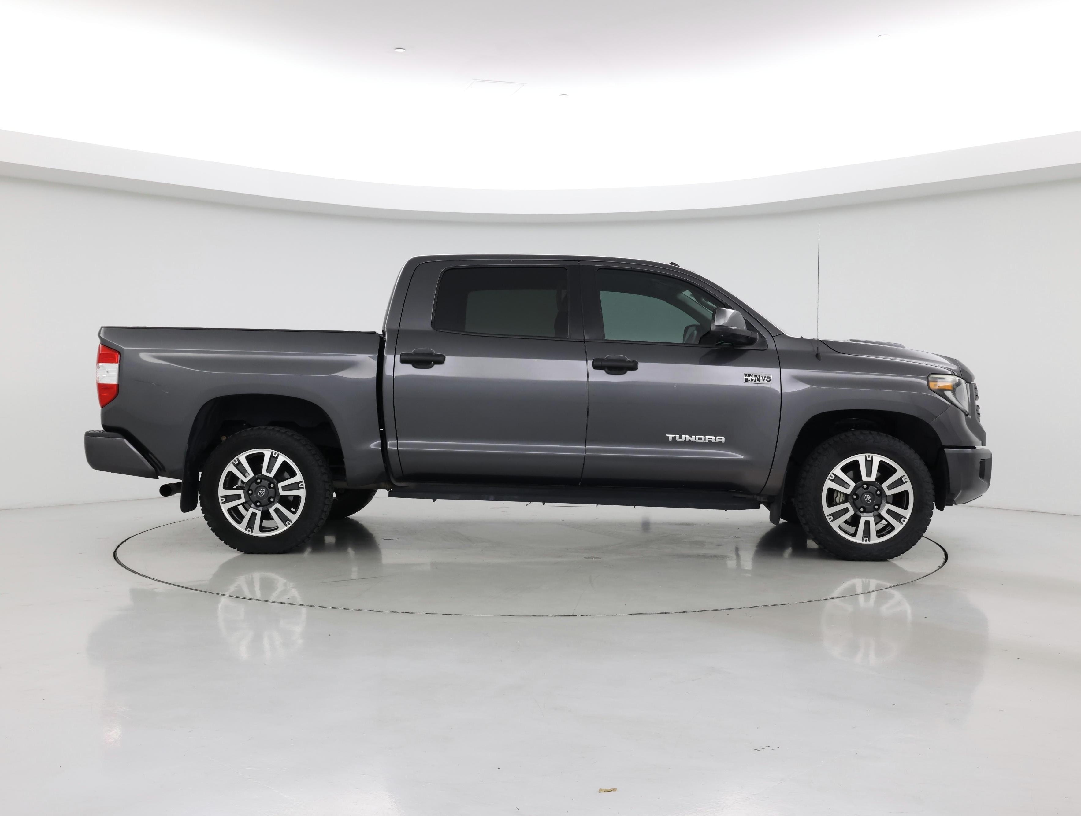 Thumbnail: 2019 Toyota Tundra - 7