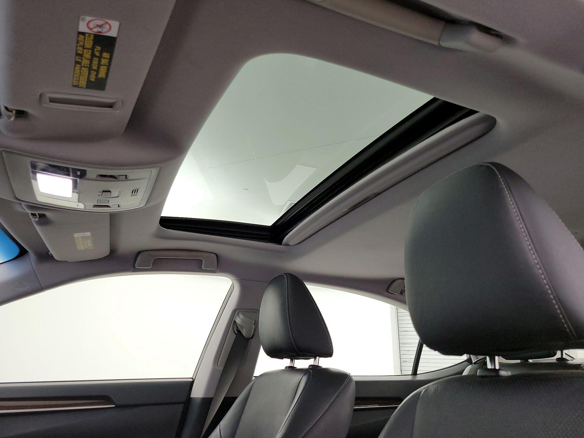 Thumbnail: 2016 Lexus ES - 19