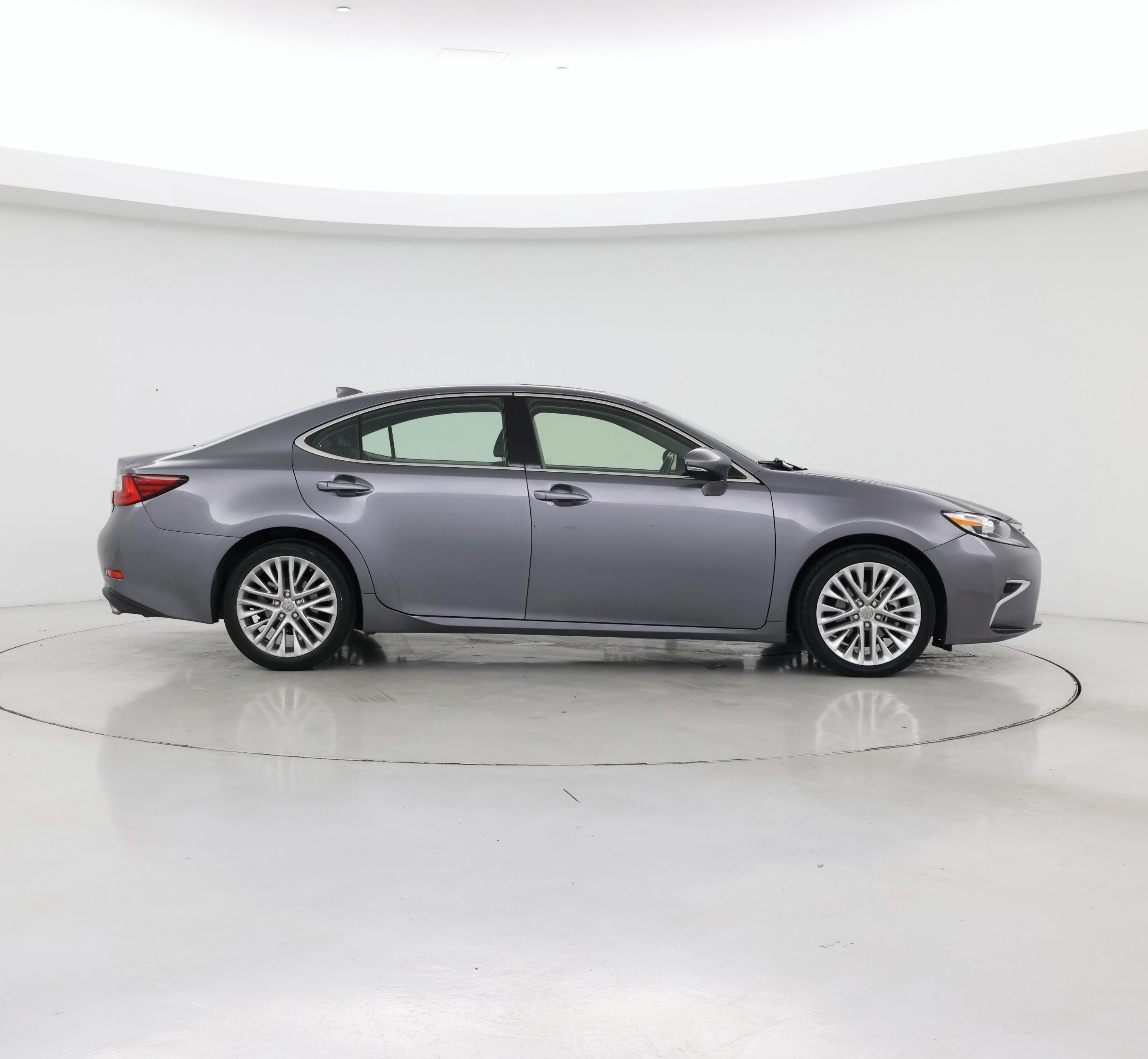 Thumbnail: 2016 Lexus ES - 7