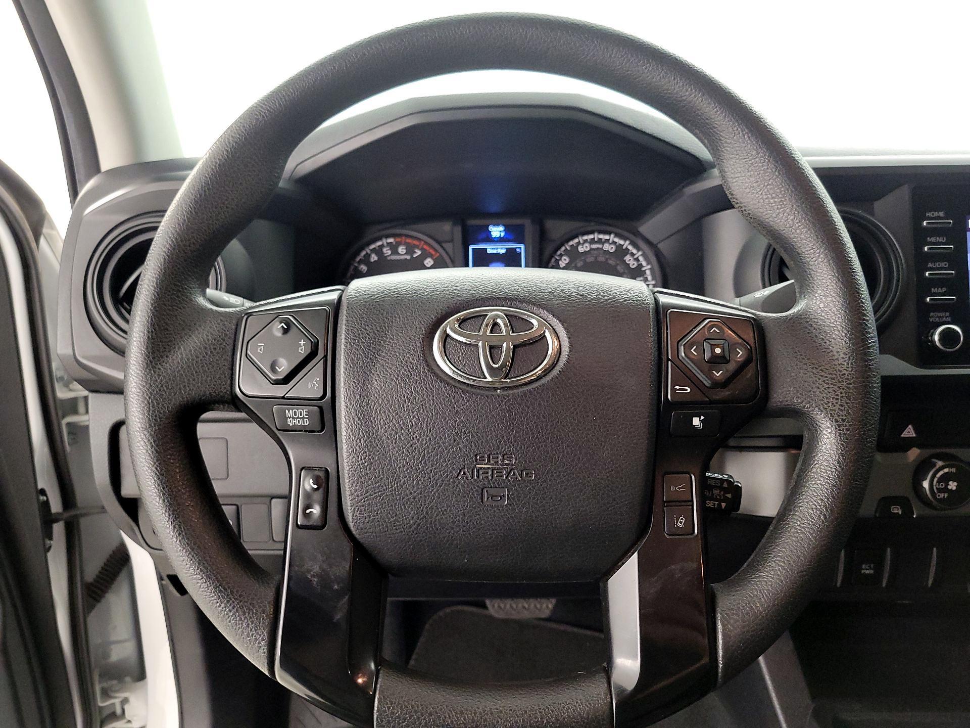 Thumbnail: 2022 Toyota Tacoma - 10