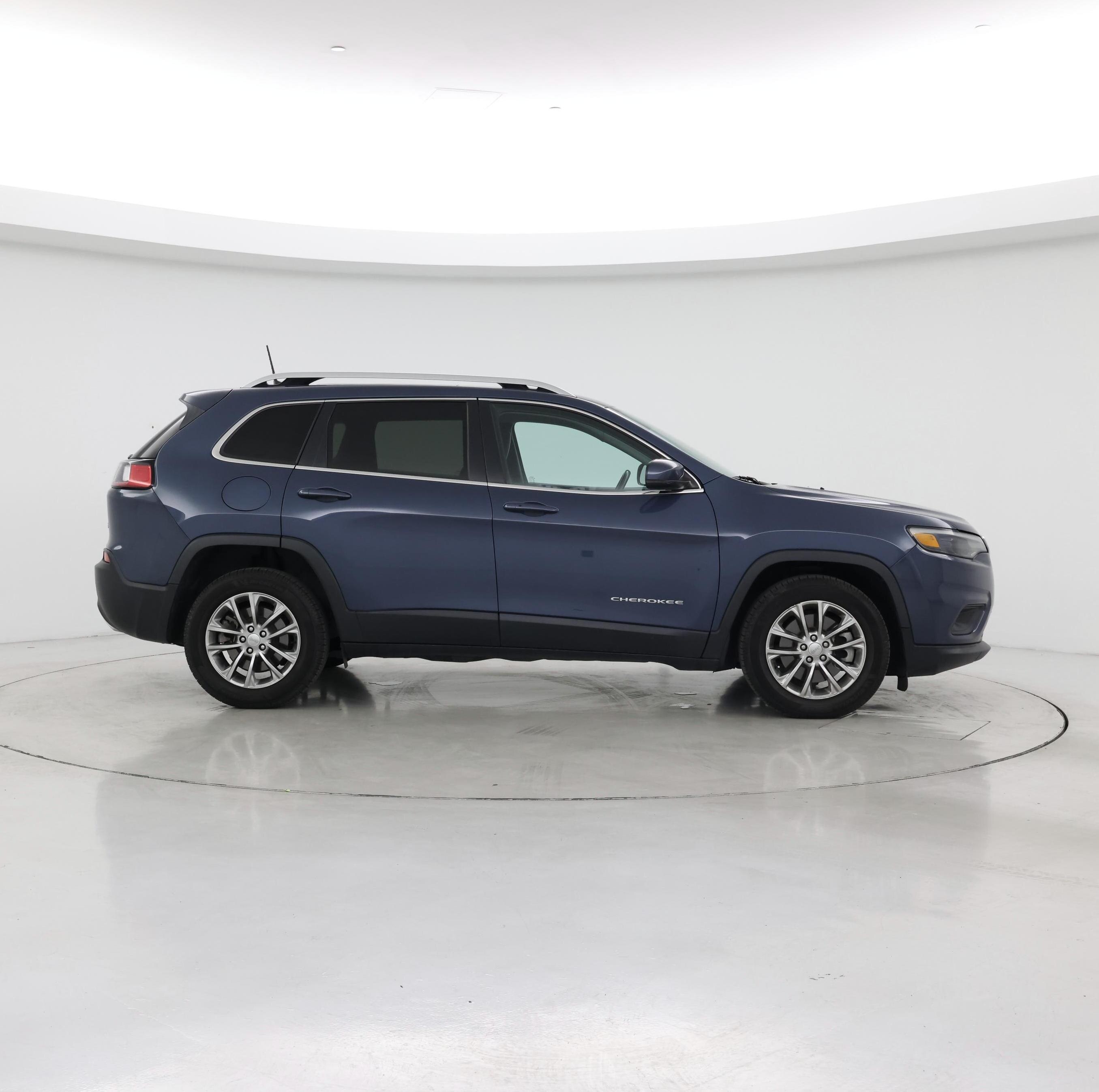 Thumbnail: 2021 Jeep Cherokee - 7