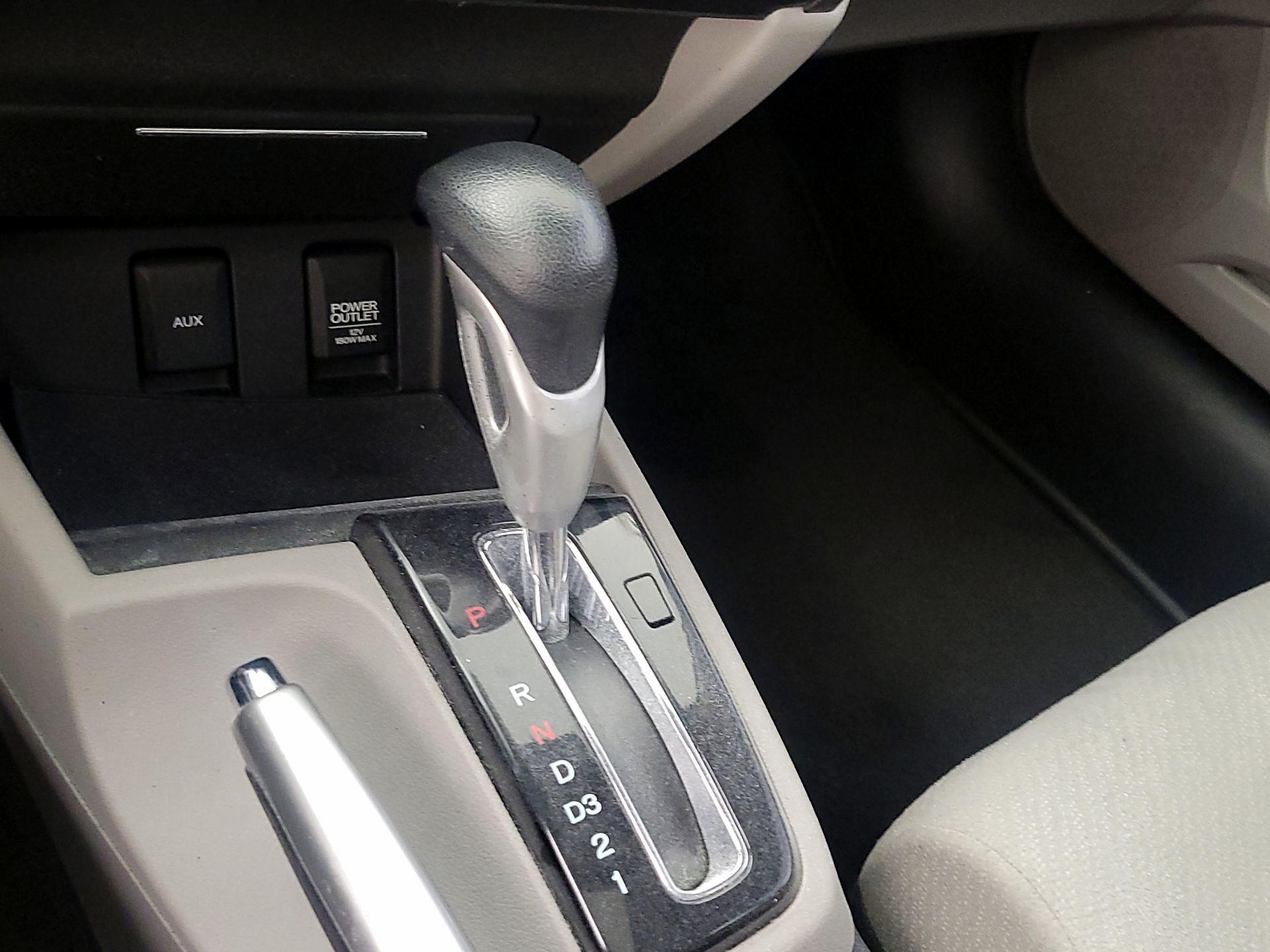 Thumbnail: 2013 Honda Civic - 16