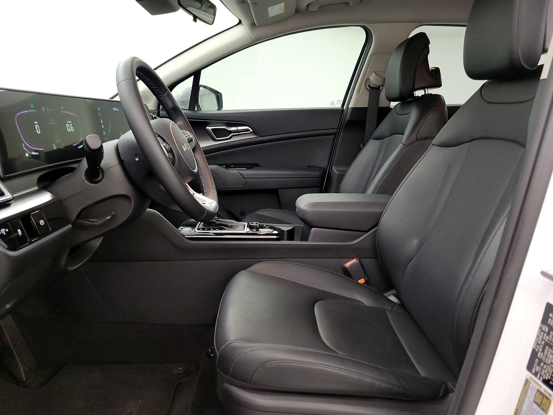 Thumbnail: 2023 Kia Sportage - 11