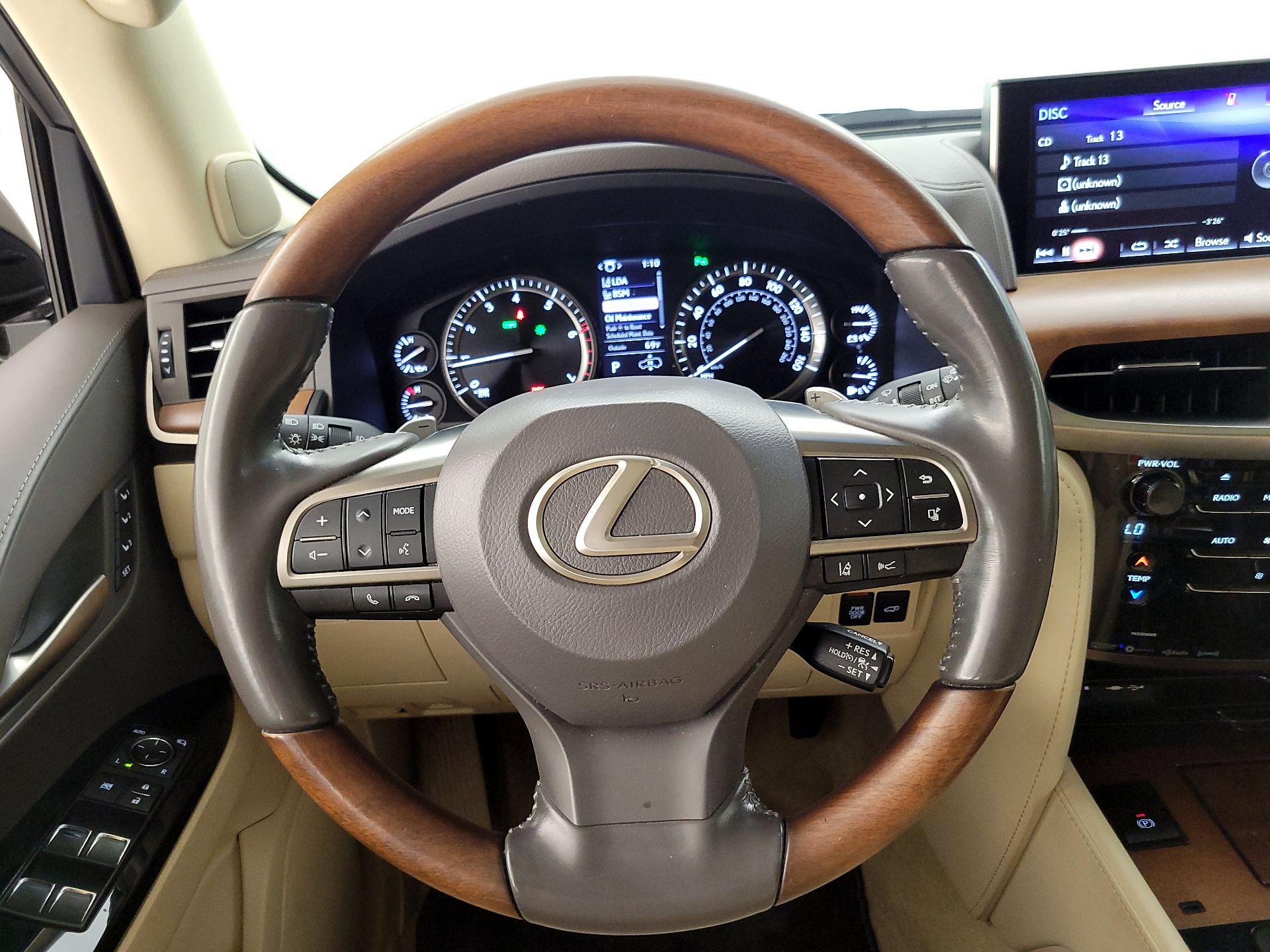 Thumbnail: 2019 Lexus LX - 10